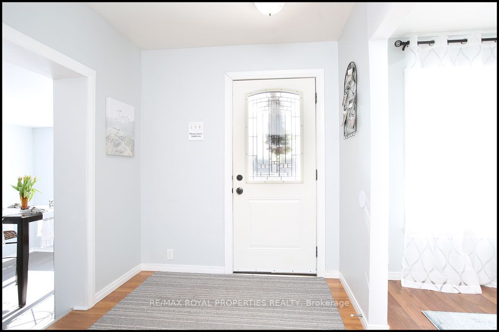 1608 Baseline Rd W