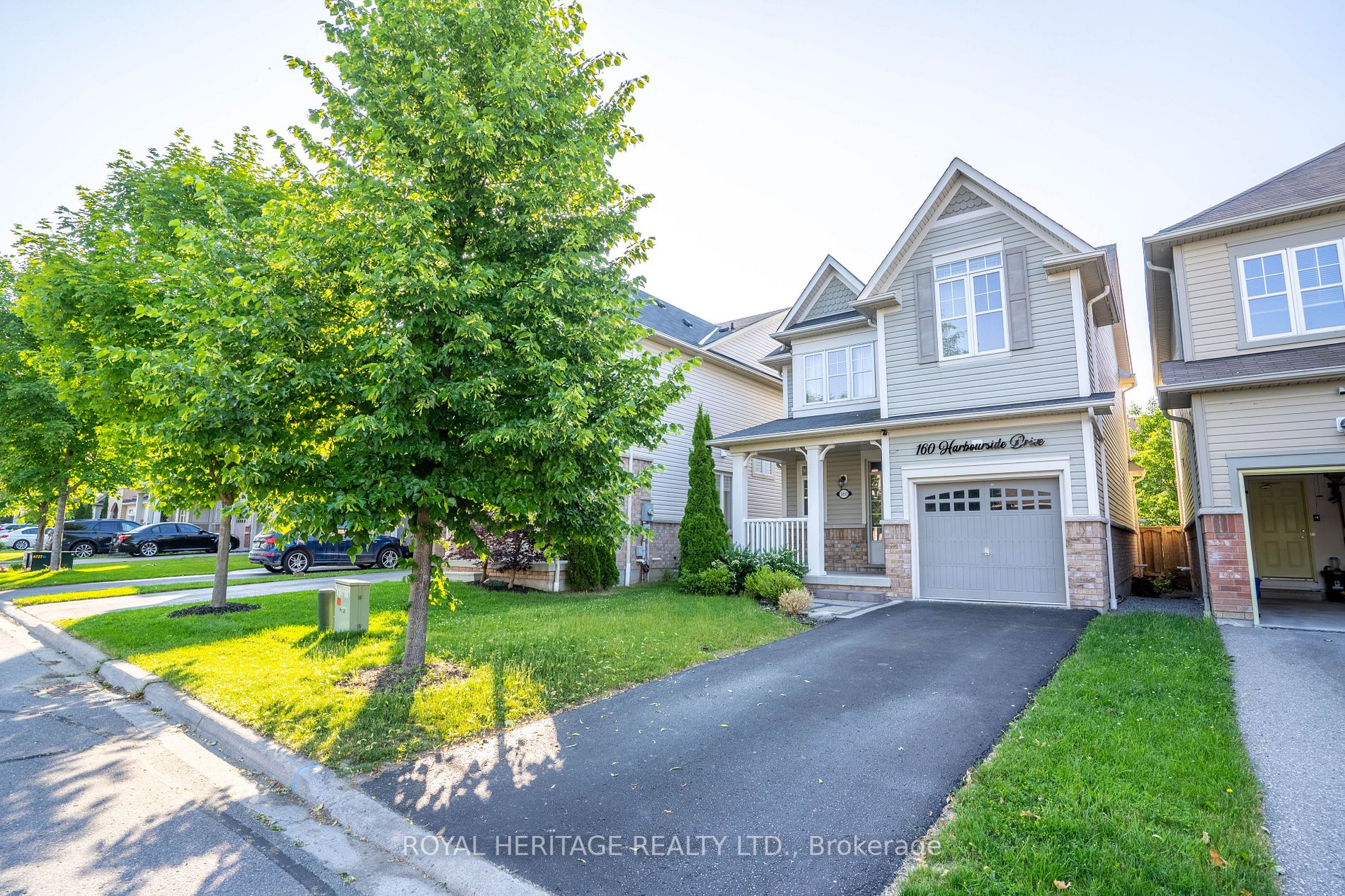 160 Harbourside Drive
