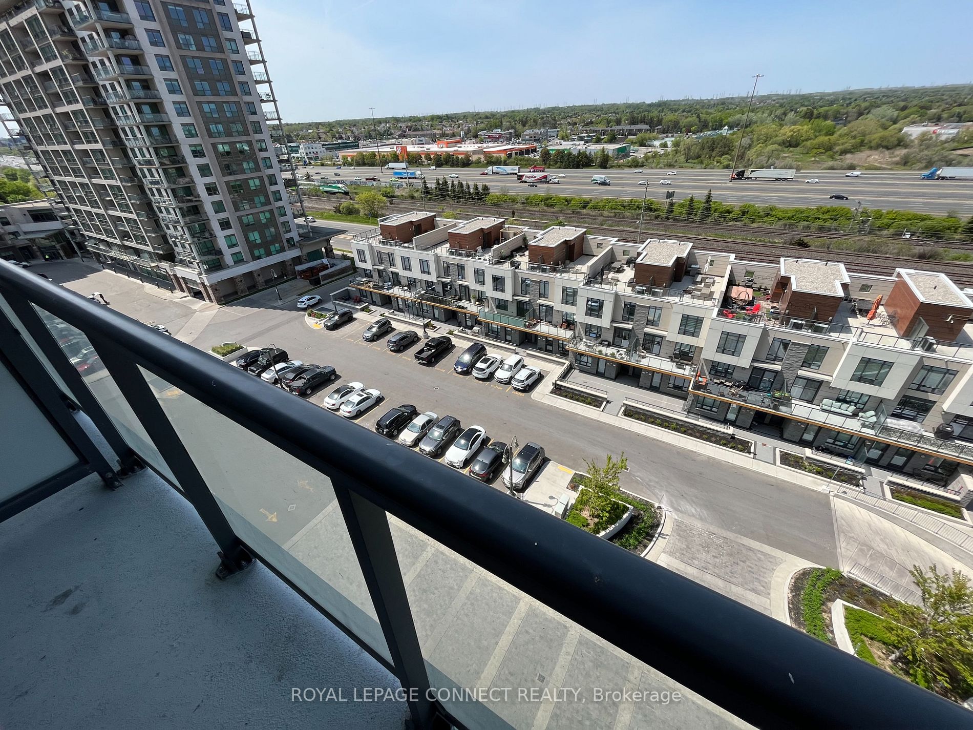 1255 Bayly St, #901