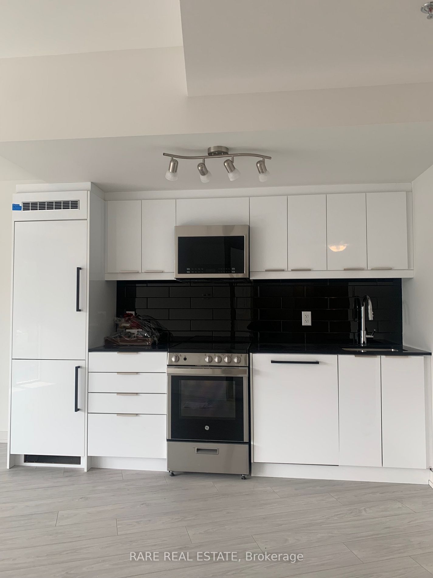 2201 Kingston Rd, #117