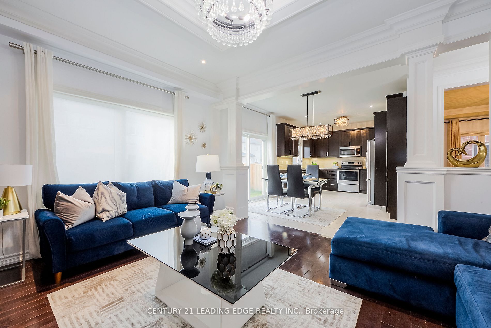 6 North Glen Blvd
