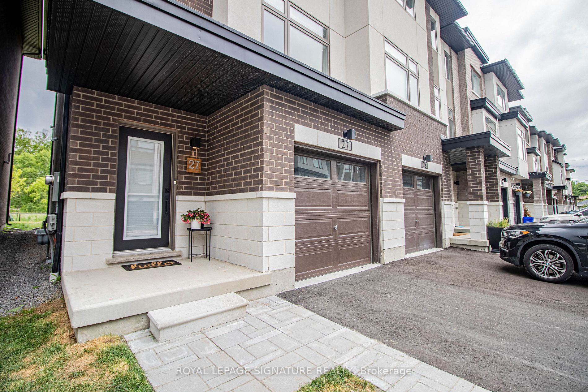 250 Finch Ave, #27