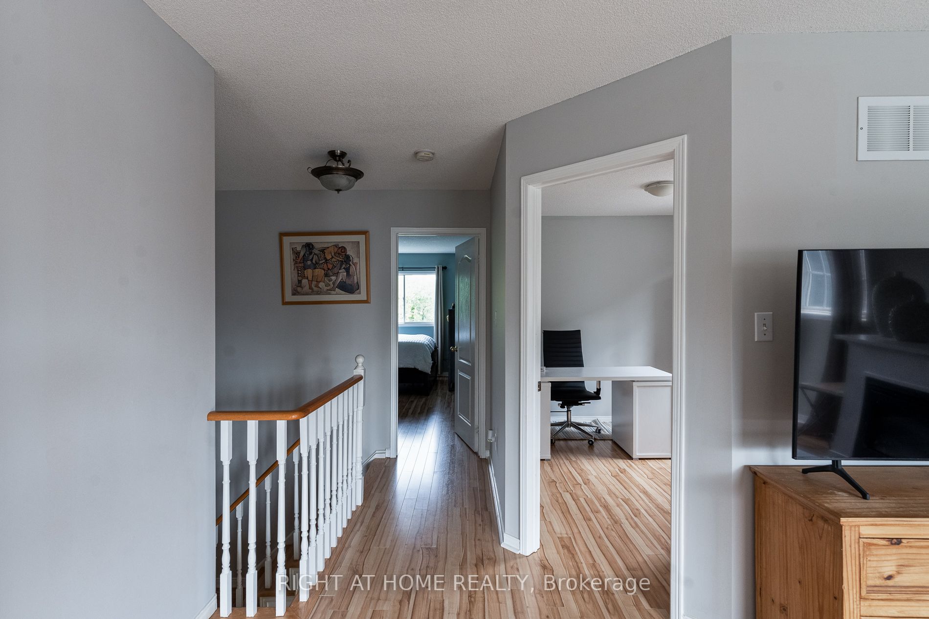 165 Rouge Forest Cres E