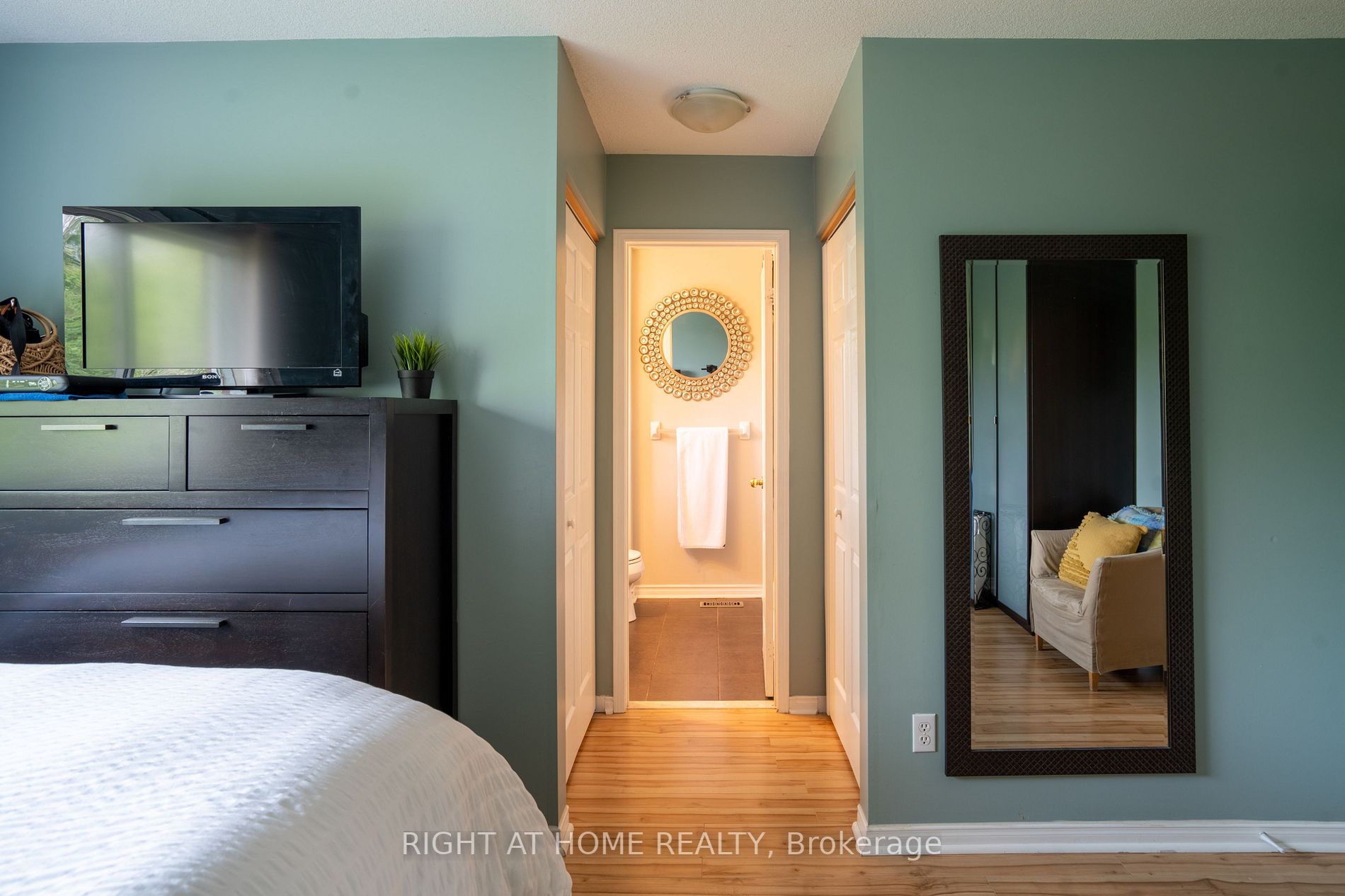 165 Rouge Forest Cres E