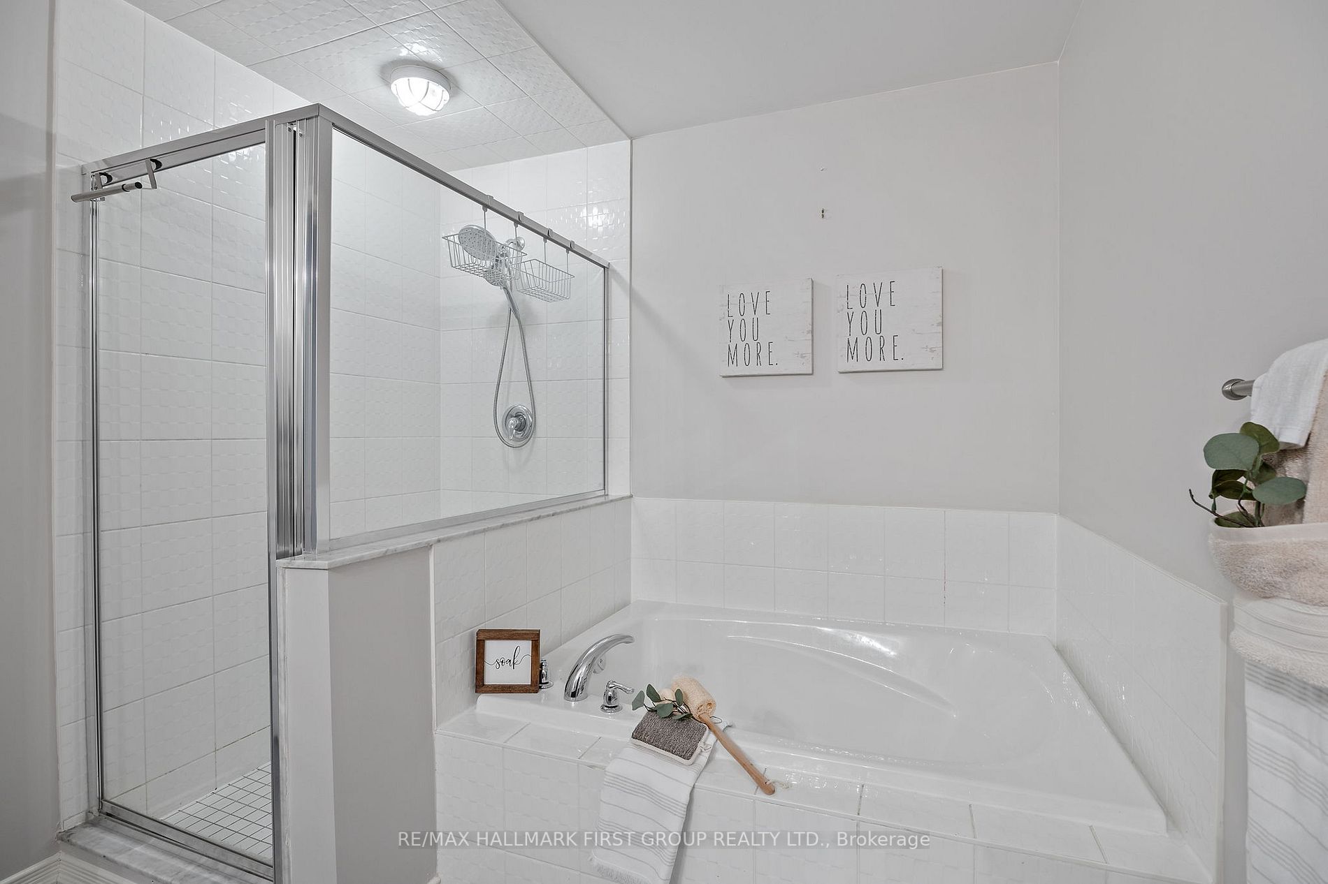 55 Buttonshaw Street