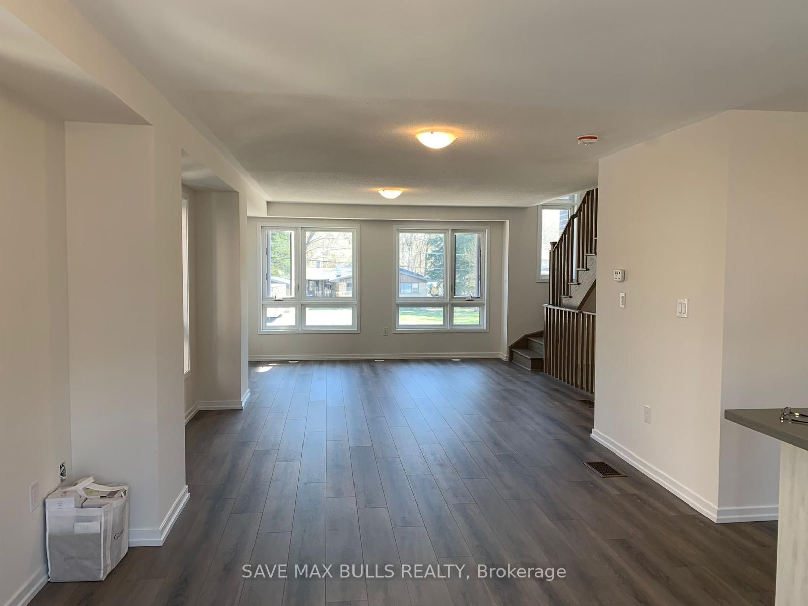 250 Townline Rd N