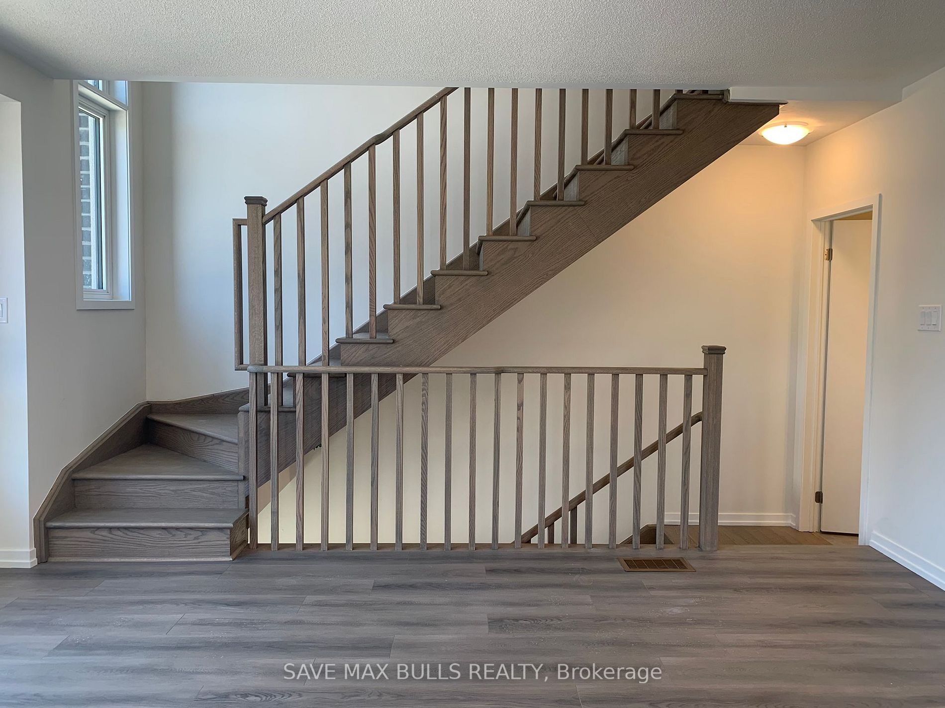 250 Townline Rd N