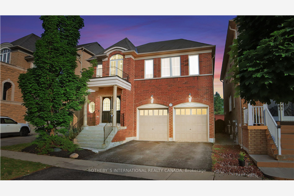 20 Whitbread Cres, Ajax