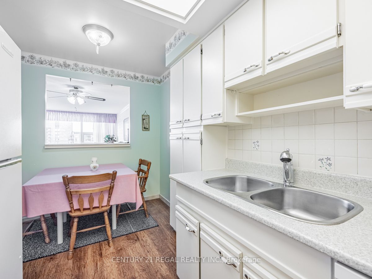 121 Ling Rd, #1810
