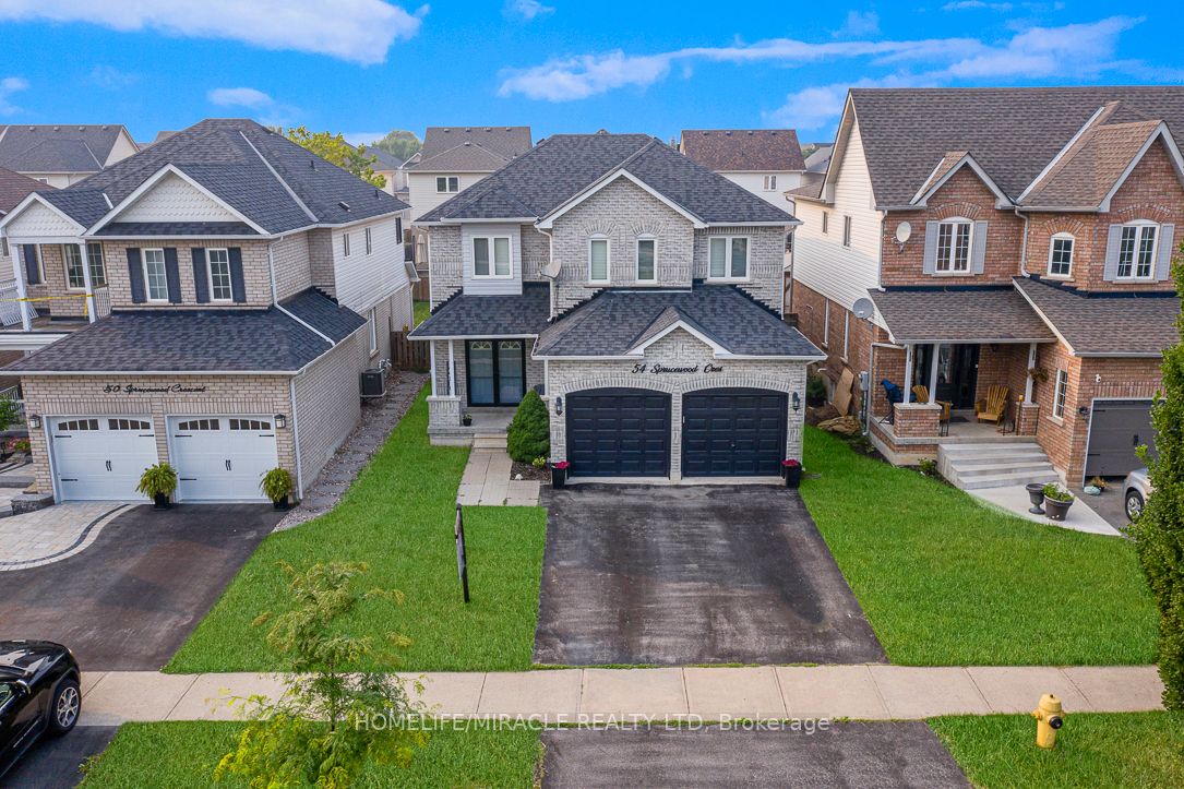 54 Sprucewood Cres