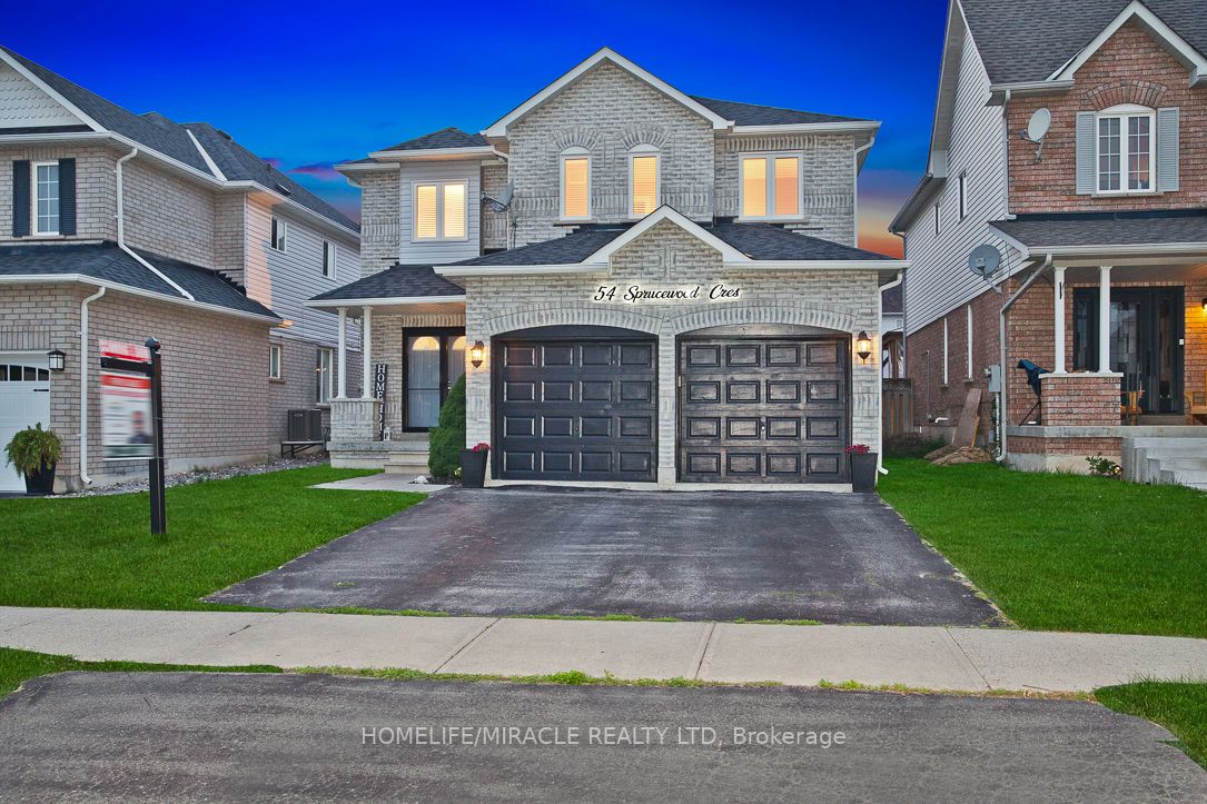 54 Sprucewood Cres