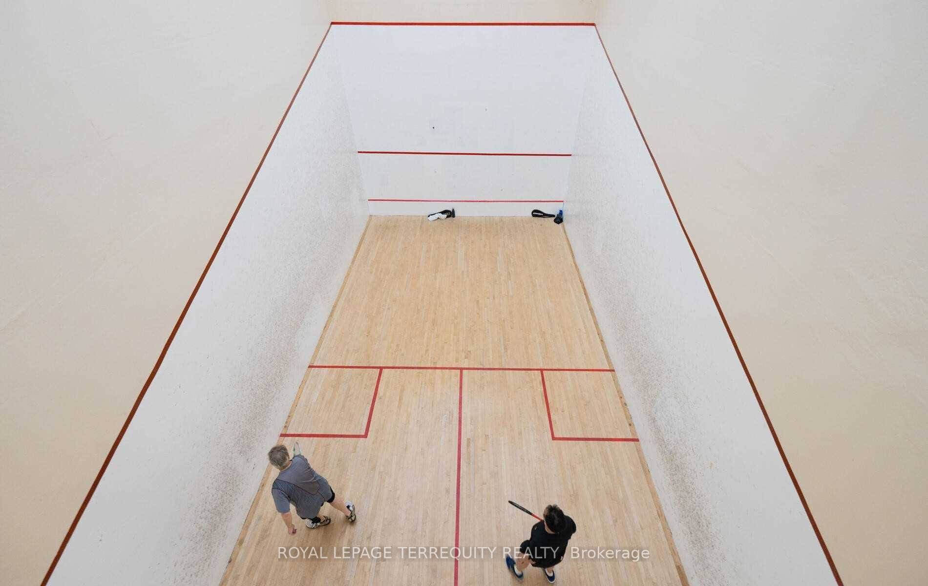 5 Massey Square, #2807