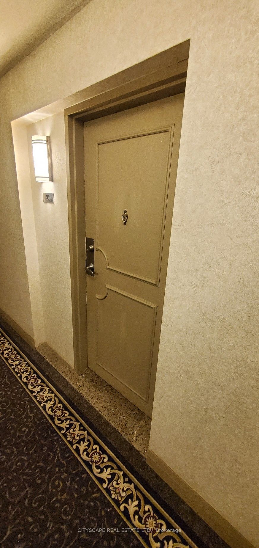 40 BAY MILLS Boulevard #401