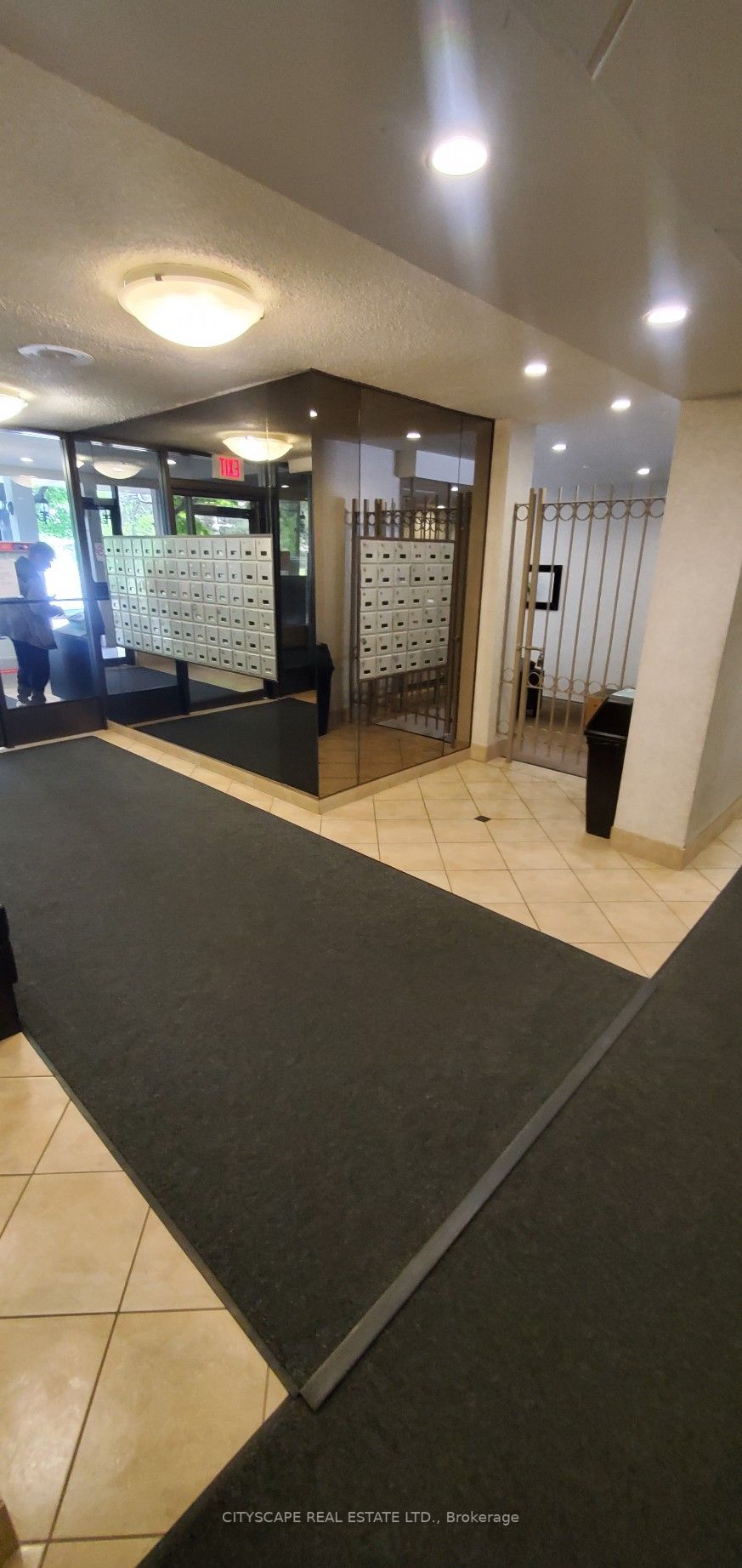 40 BAY MILLS Boulevard #401