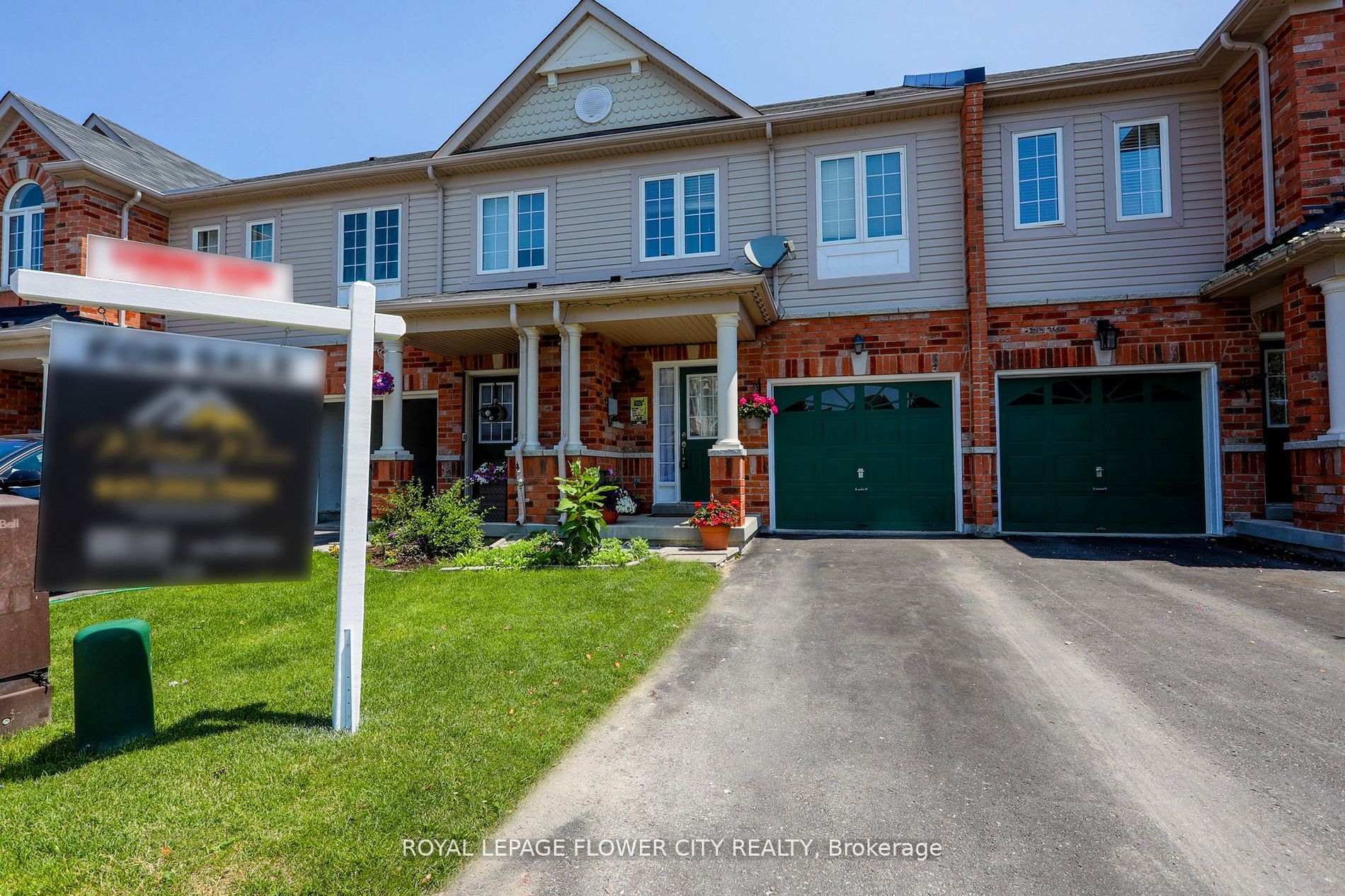 42 Lander Crescent