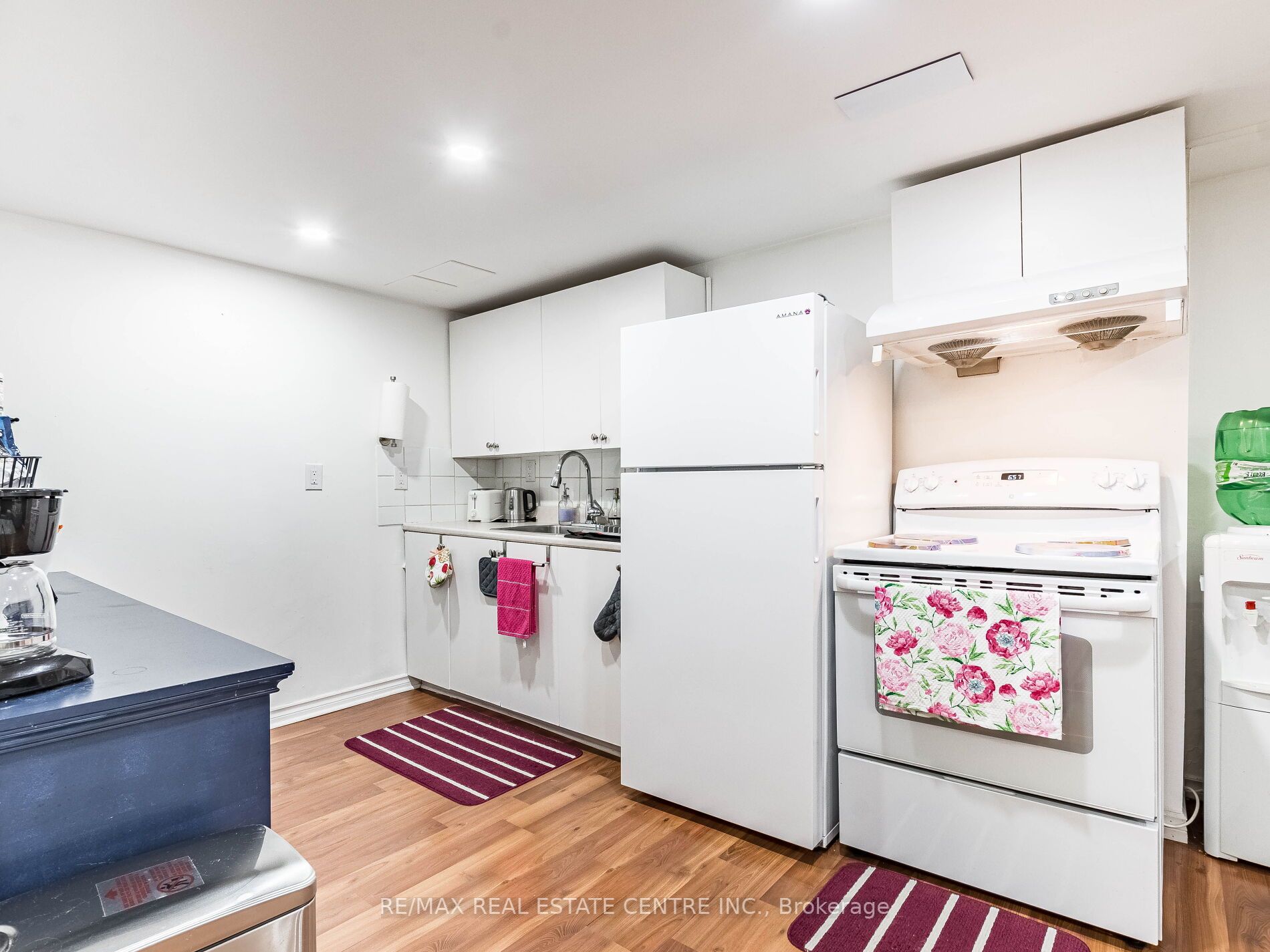 764 Hampton Crt