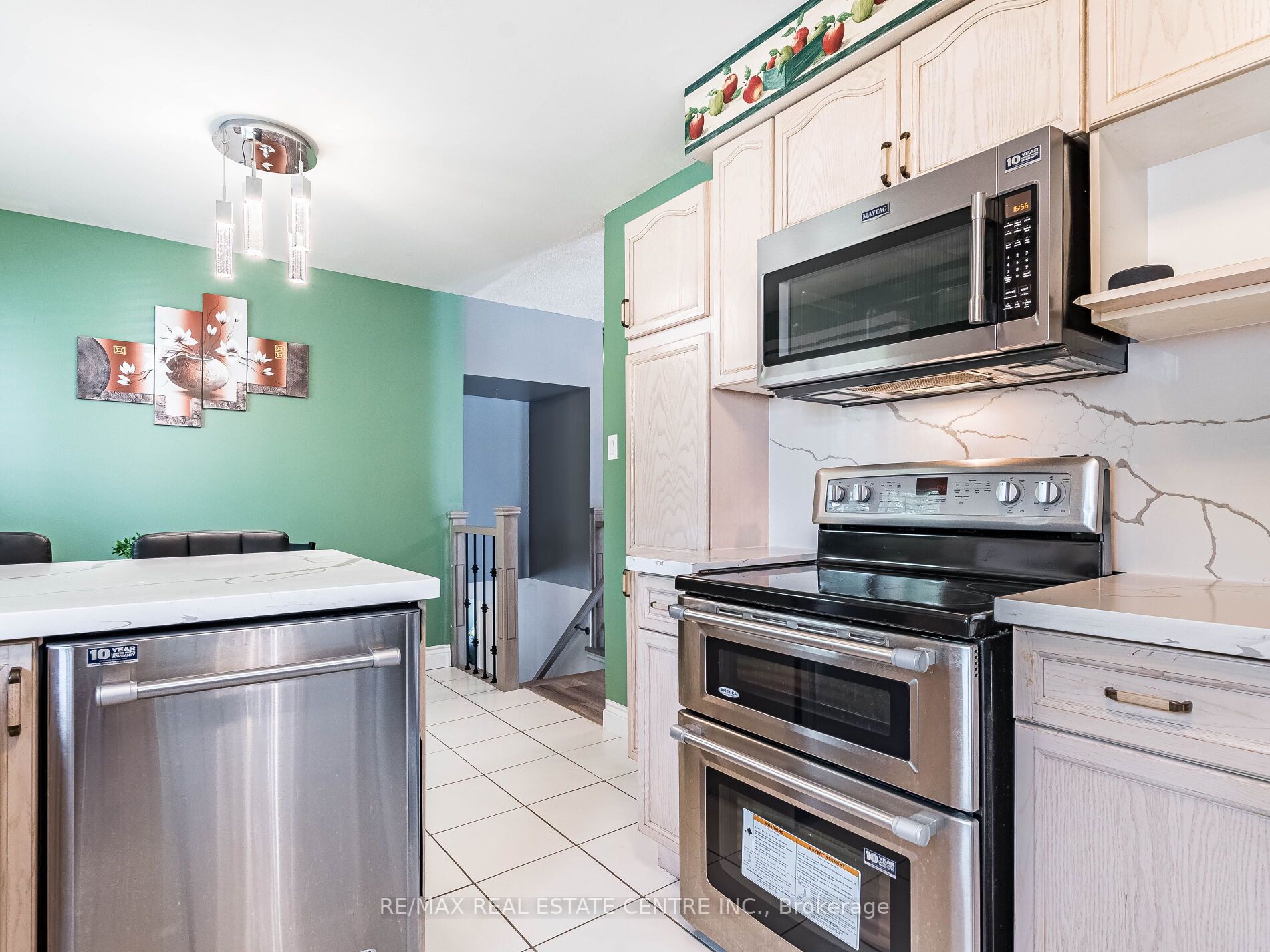 764 Hampton Crt