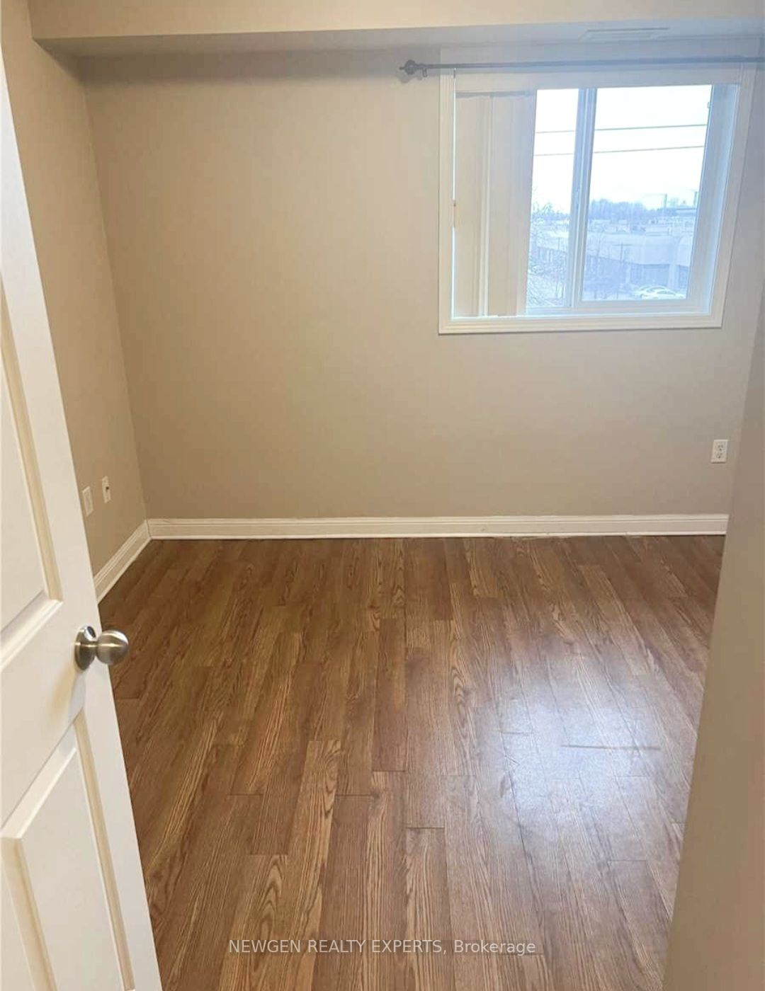 5225 Finch Ave E, #408