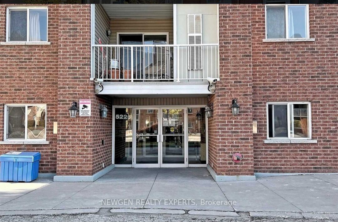 5225 Finch Ave E, #408