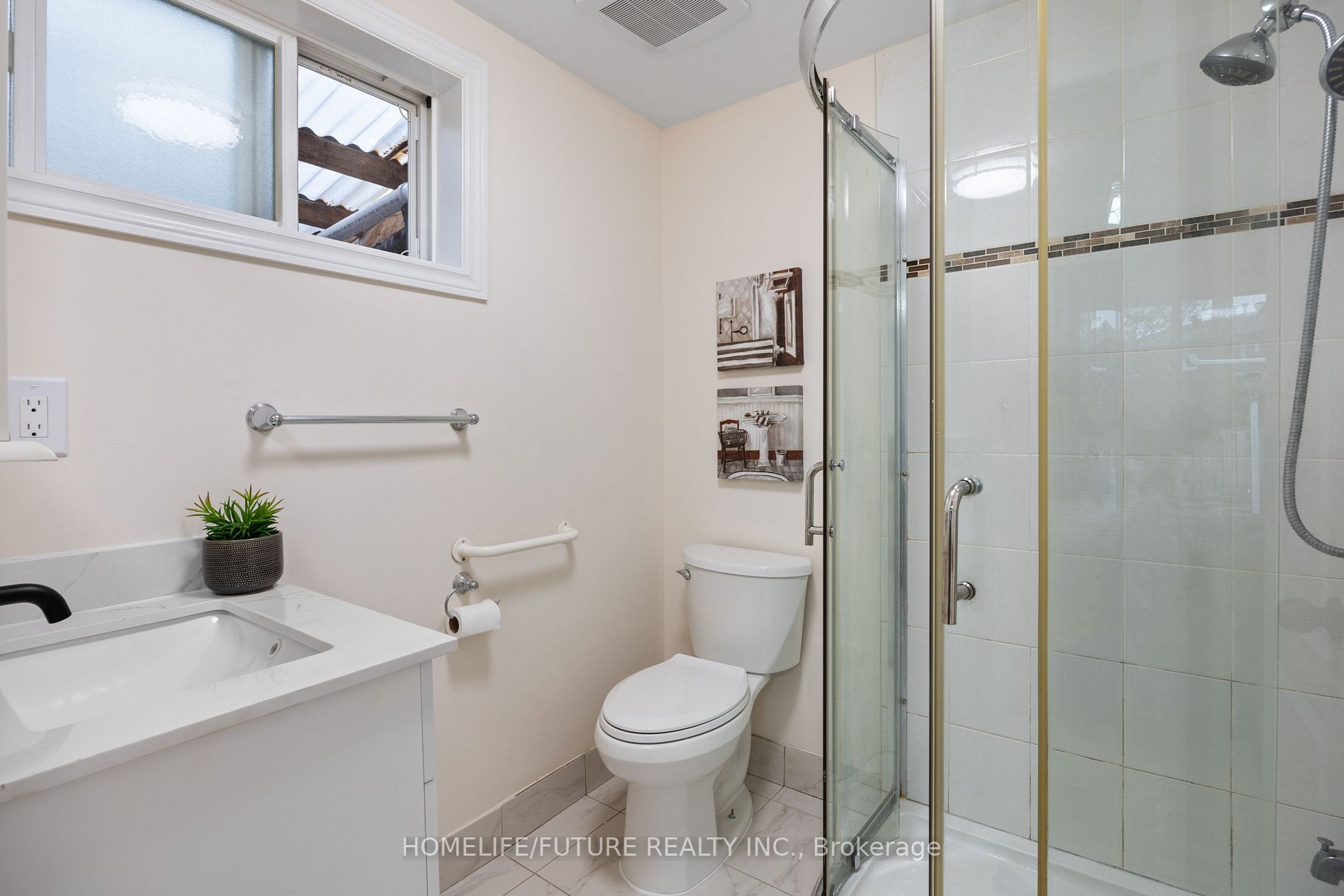3 Ferncrest Gate