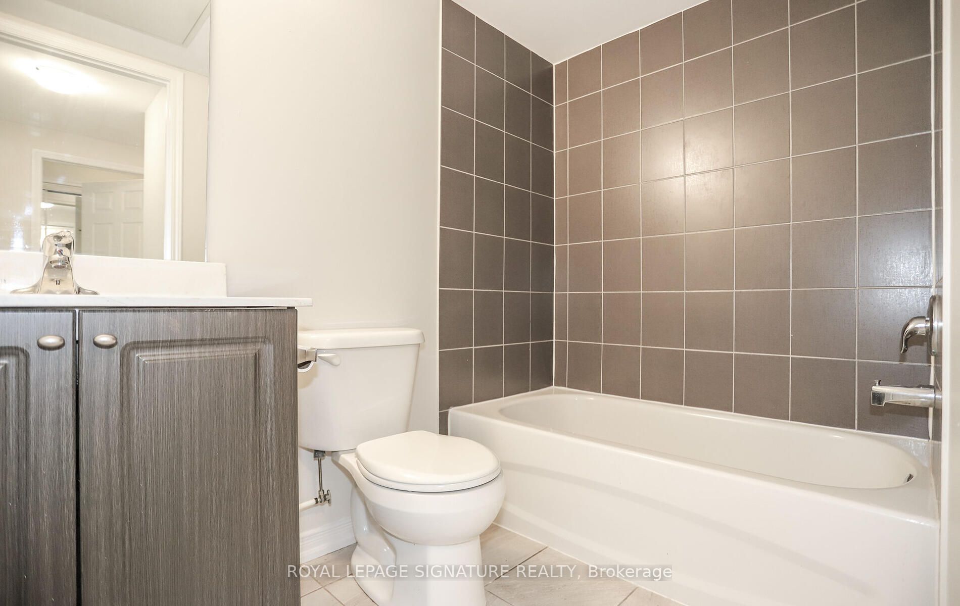500 Kingbird Grove, #125