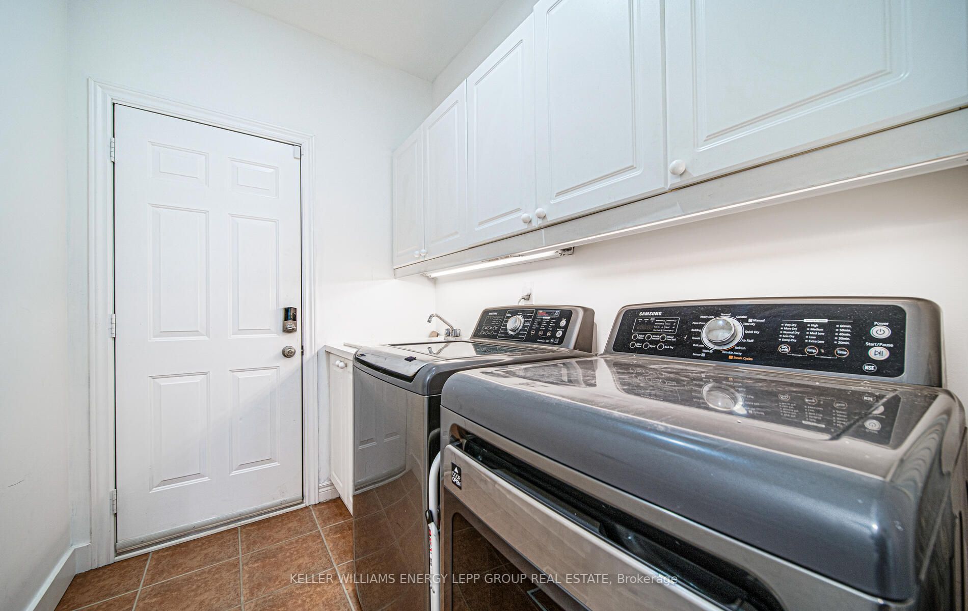 47 Kimberly Dr