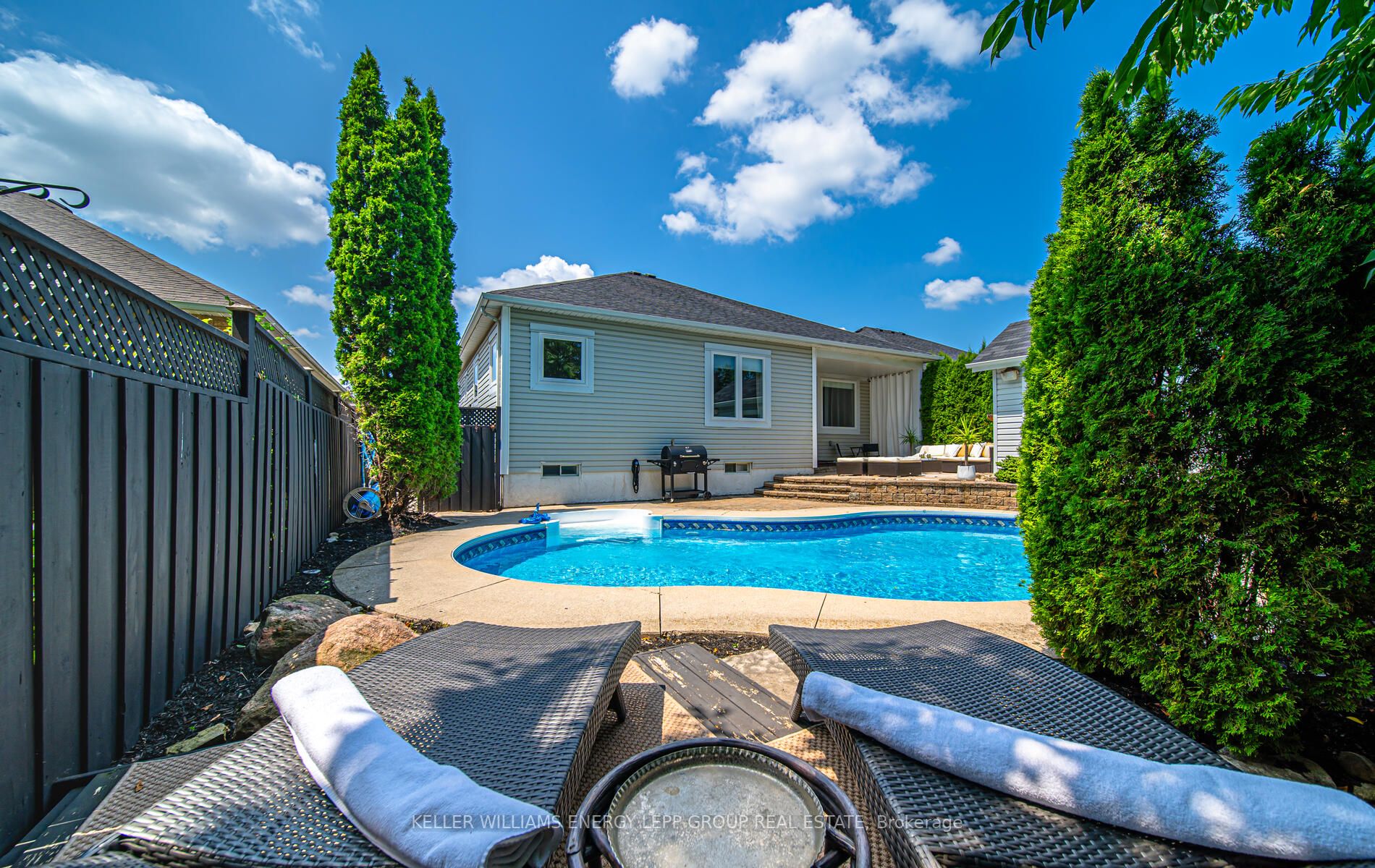 47 Kimberly Dr
