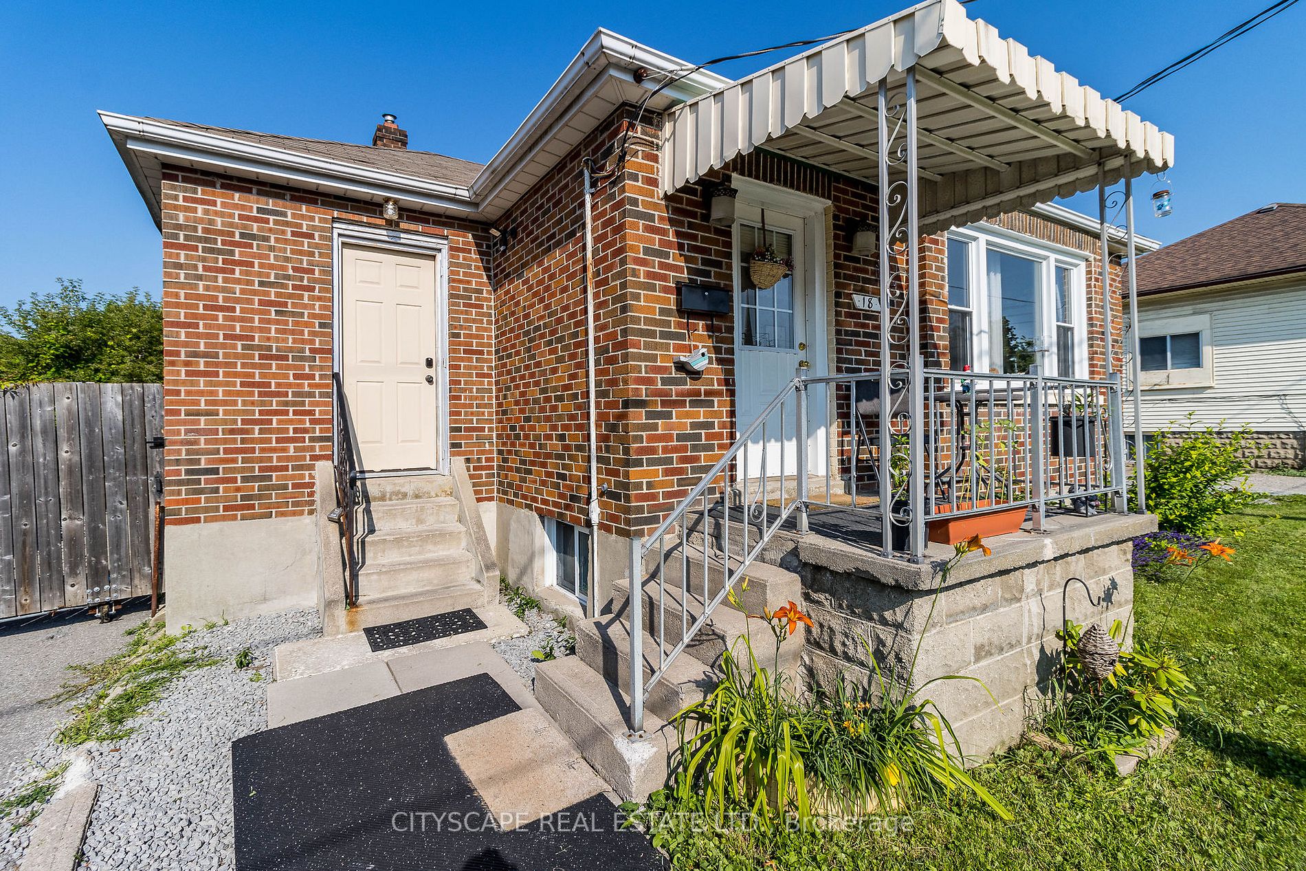 18 Church St S