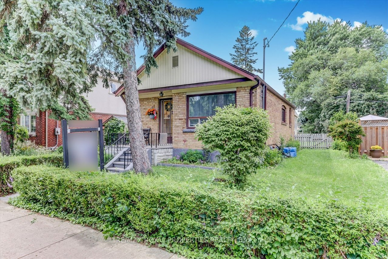 20 Florens Ave