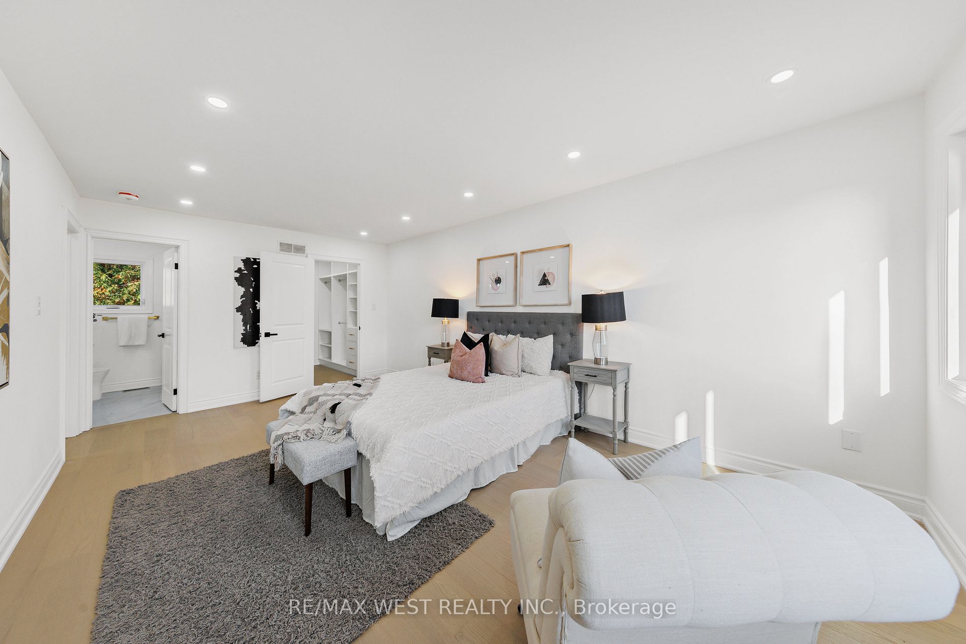 338 Siena Crt