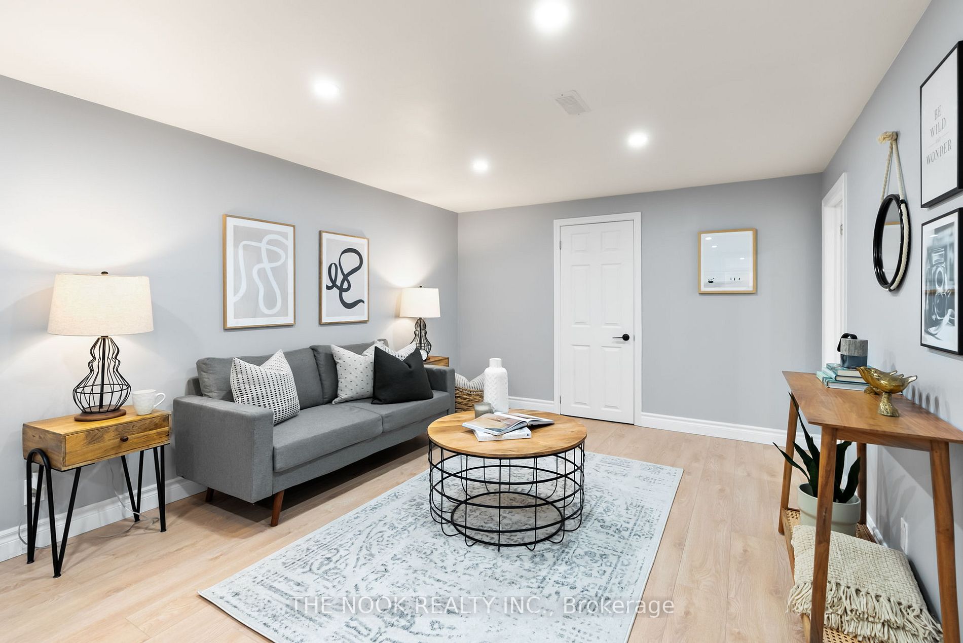 25 Deekshill Dr