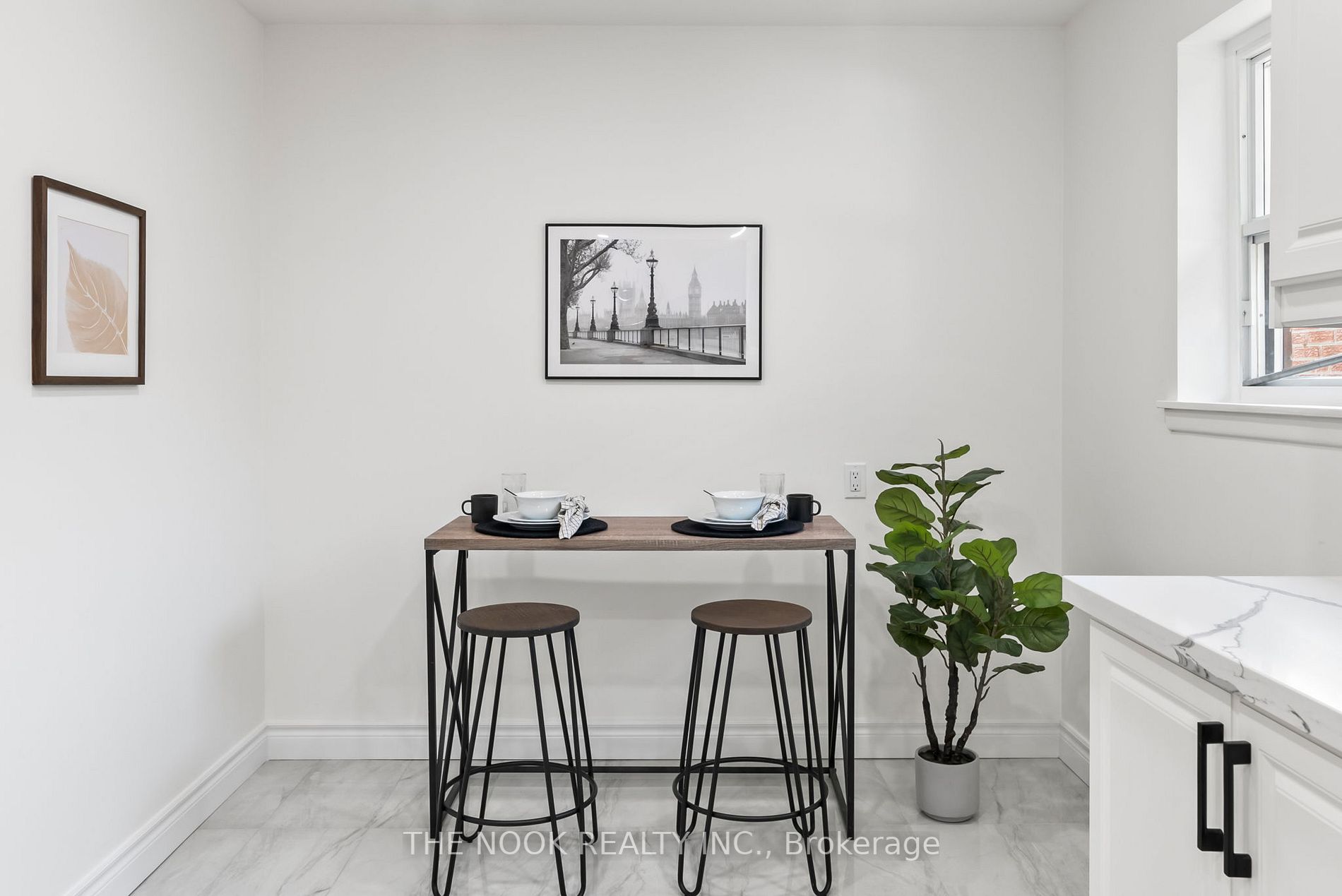 25 Deekshill Dr