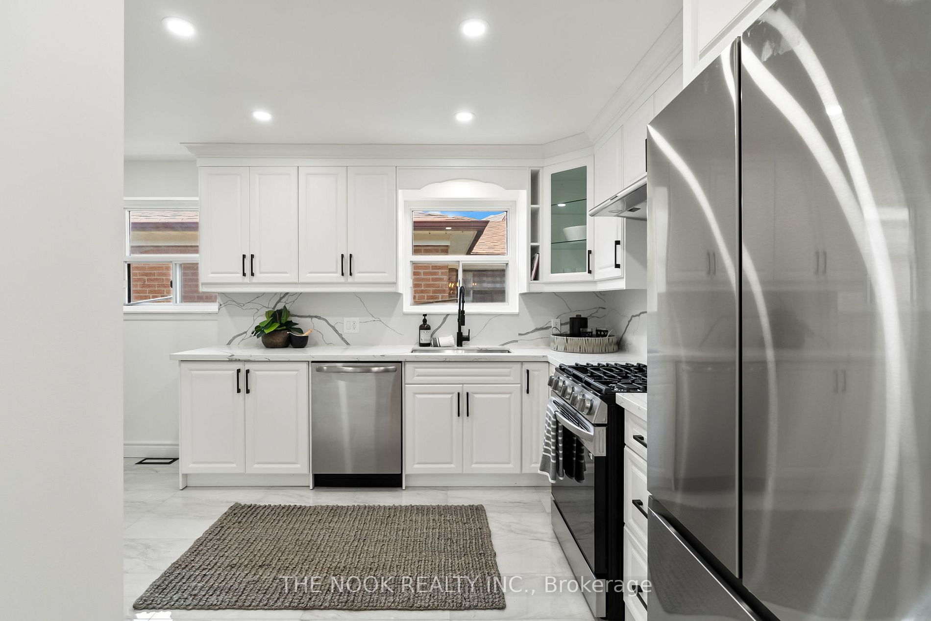 25 Deekshill Dr