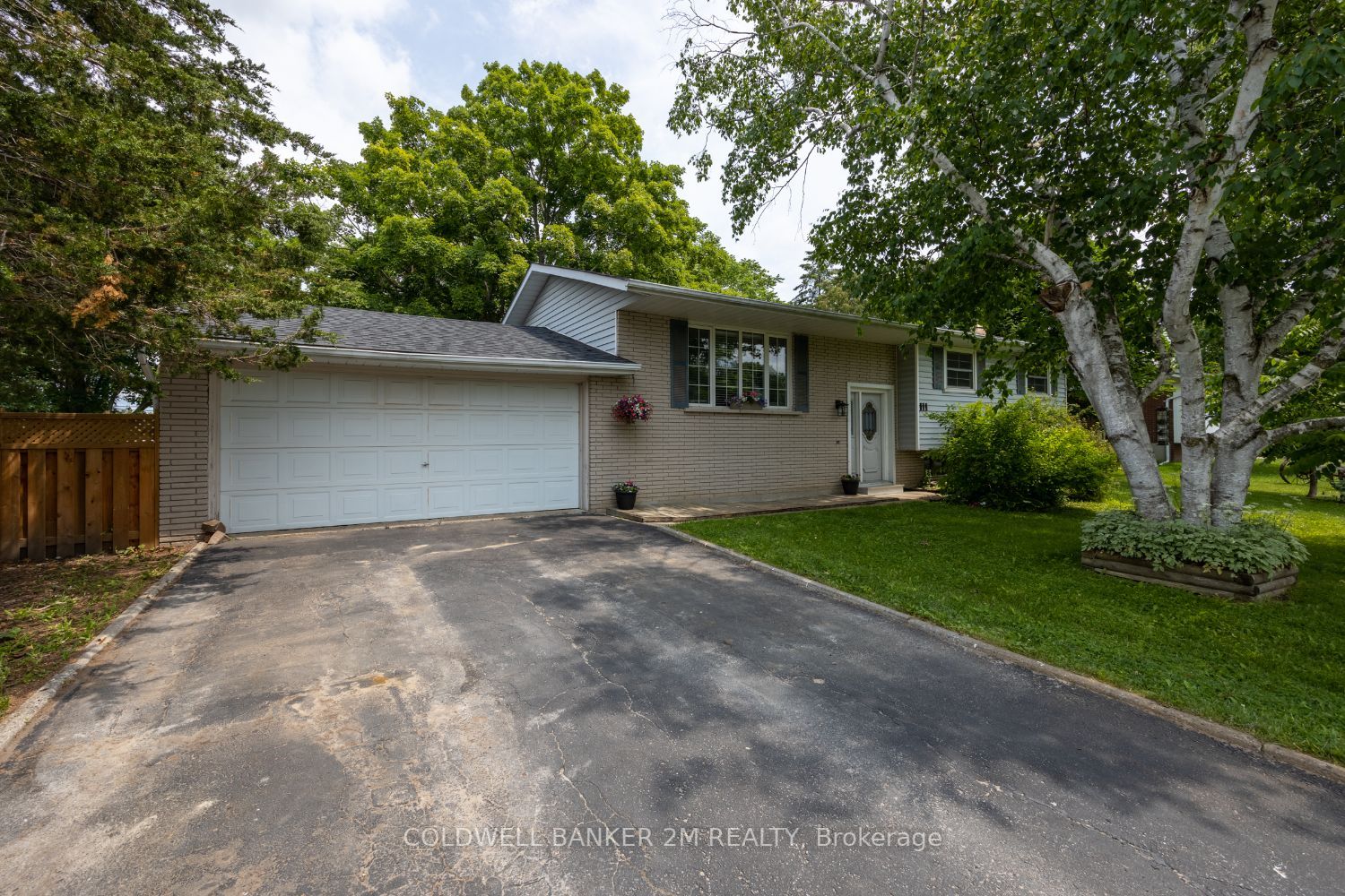 111 Greensboro Dr