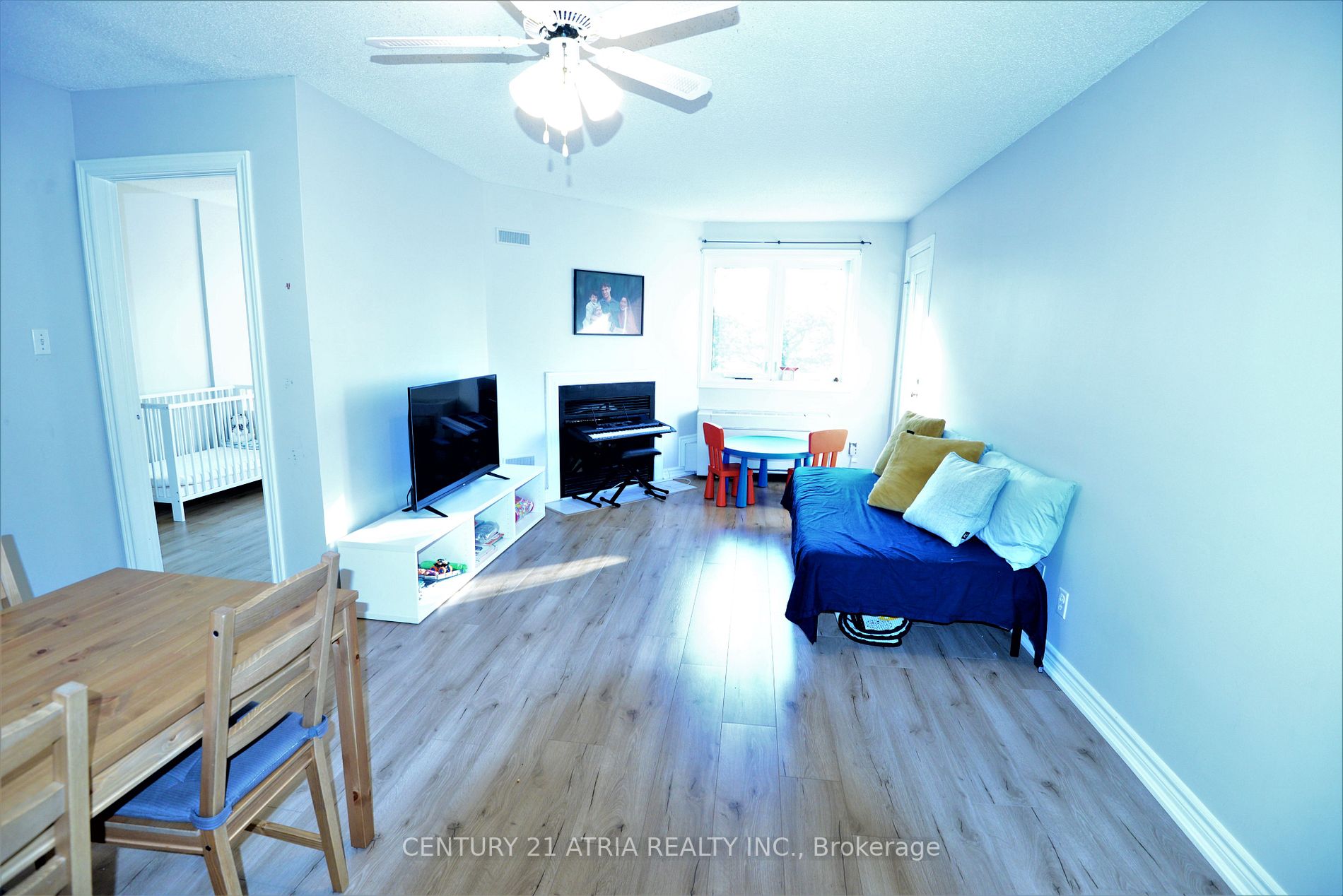193 Lake Driveway W, #405
