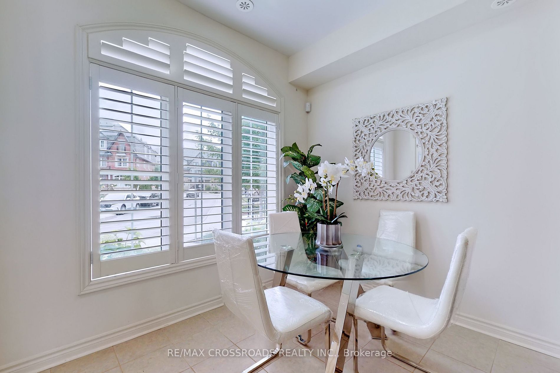 7 Eaton Park Lane, #1
