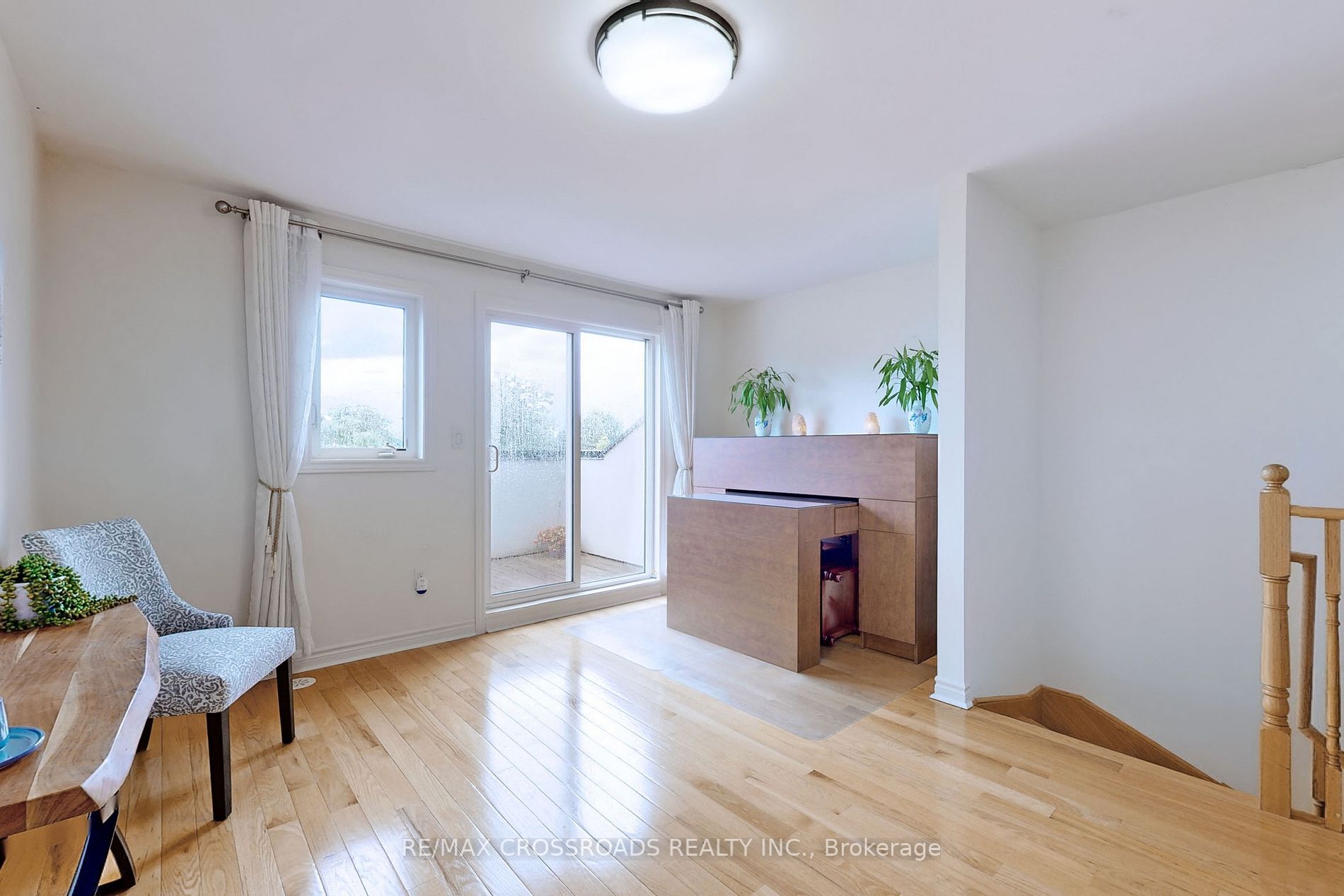 7 Eaton Park Lane, #1