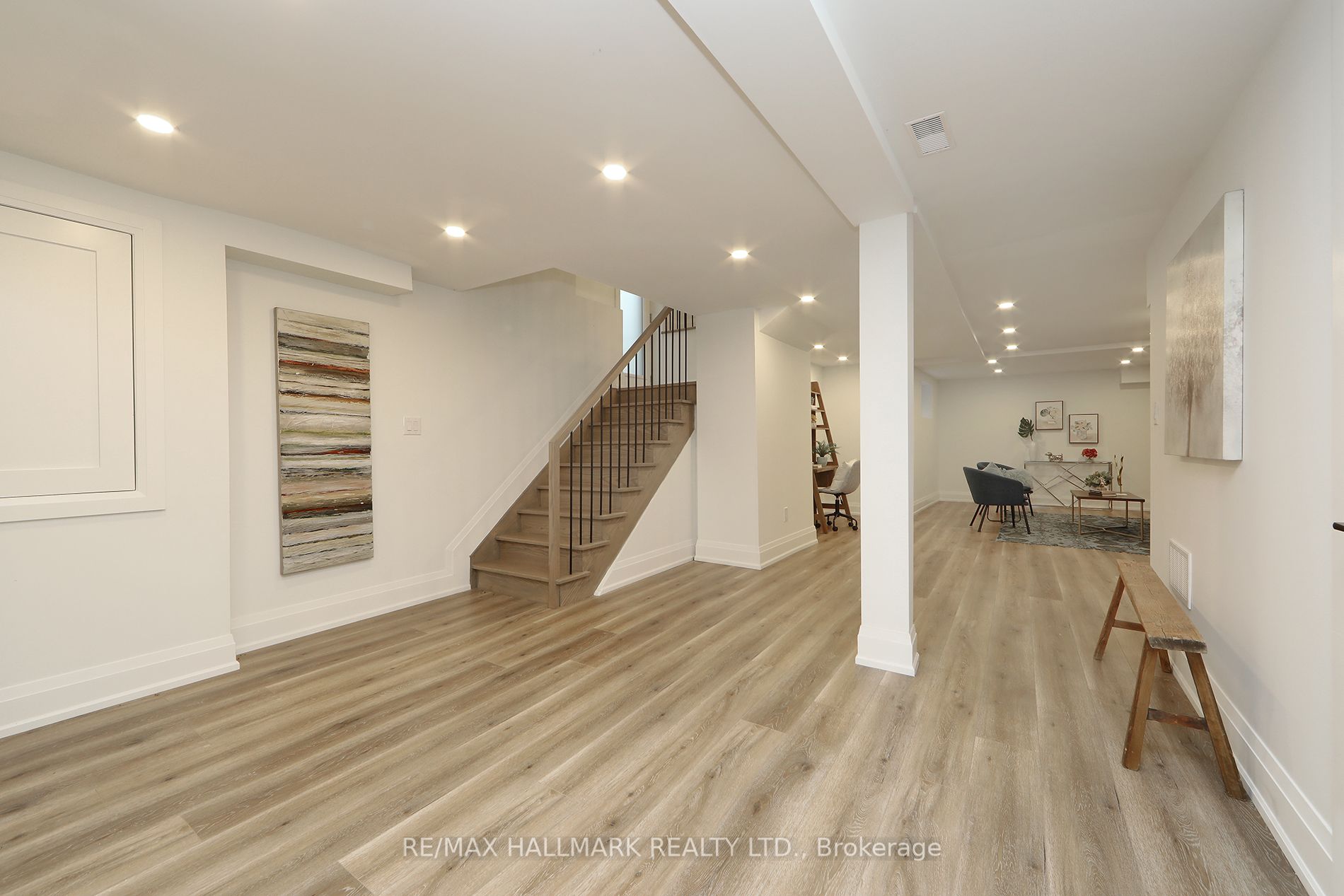 27 Hunter St