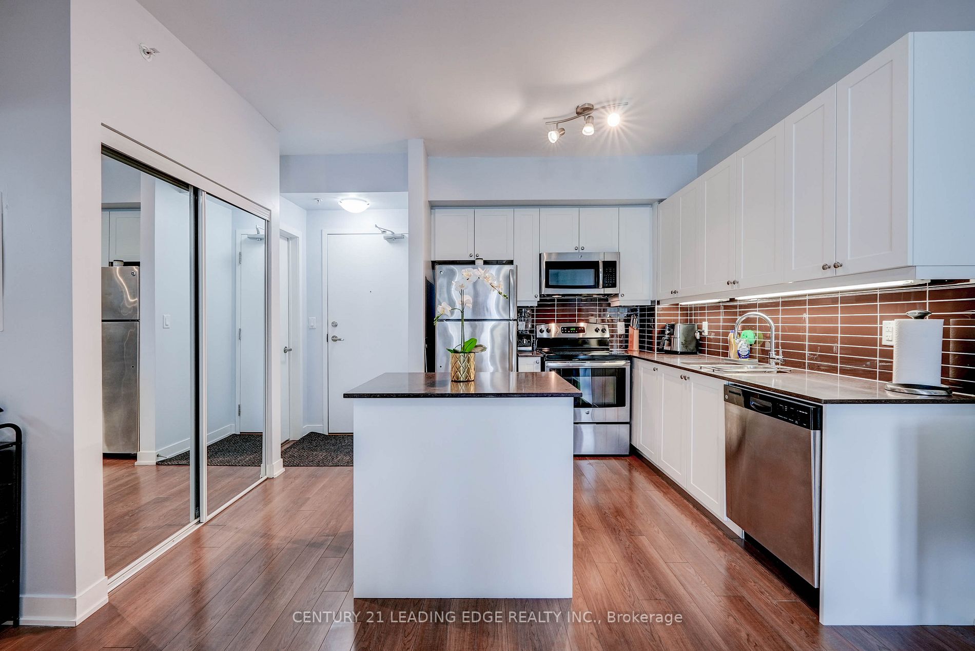3560 St. Clair Ave E, #212