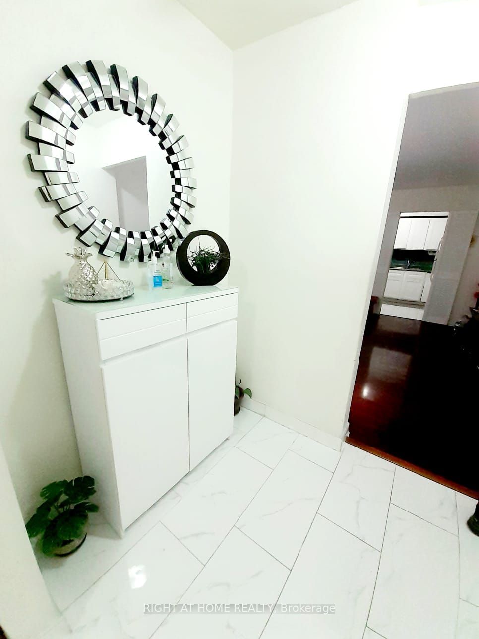 5 Massey Sq, #2319