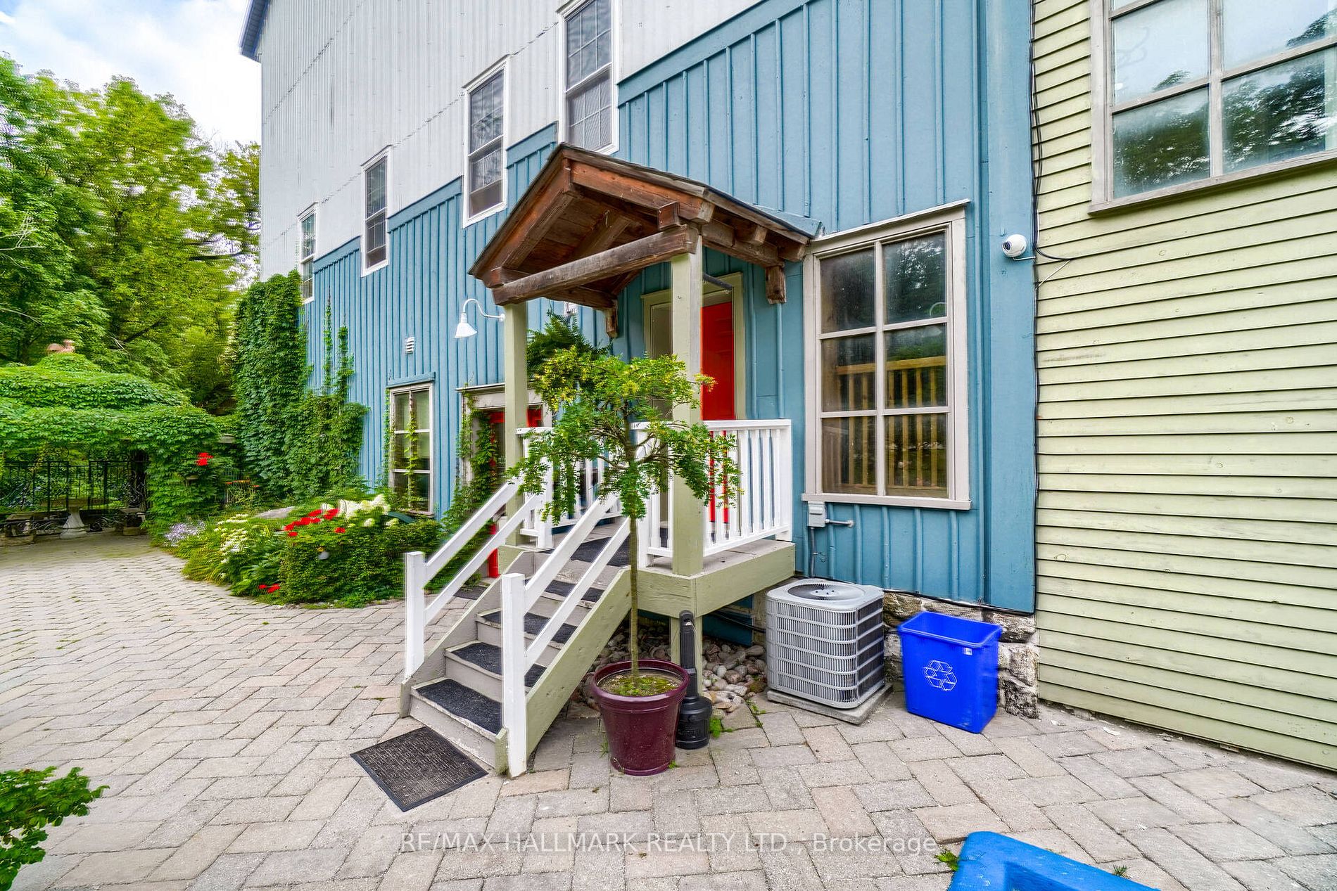 425 Whitevale Road