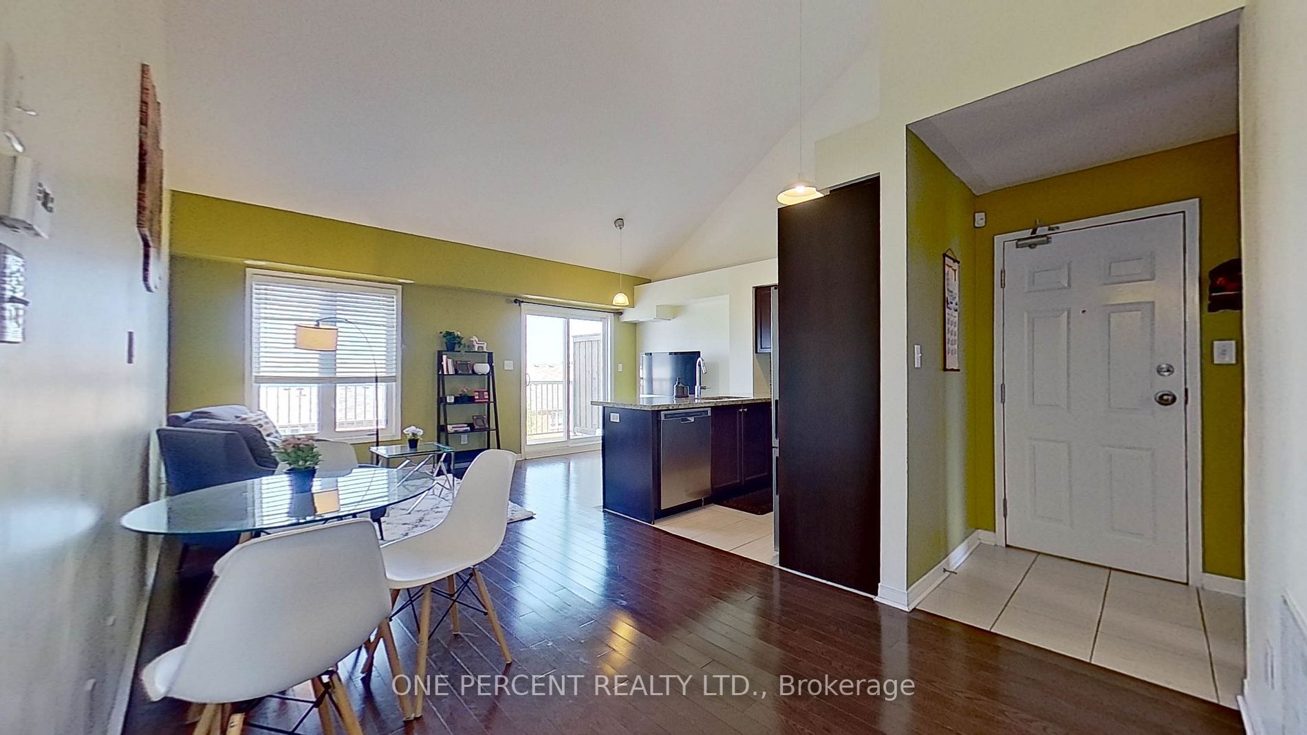 655D Warden Avenue, #72