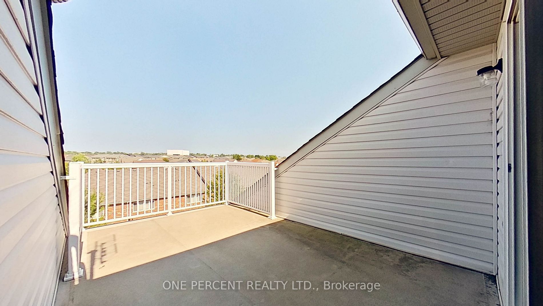 655D Warden Avenue, #72