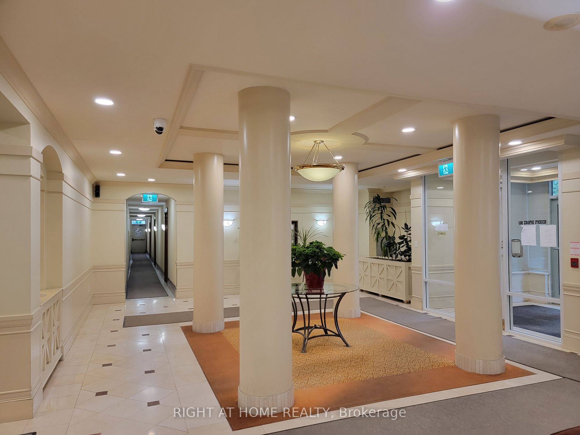 5001 Finch Ave E, #705