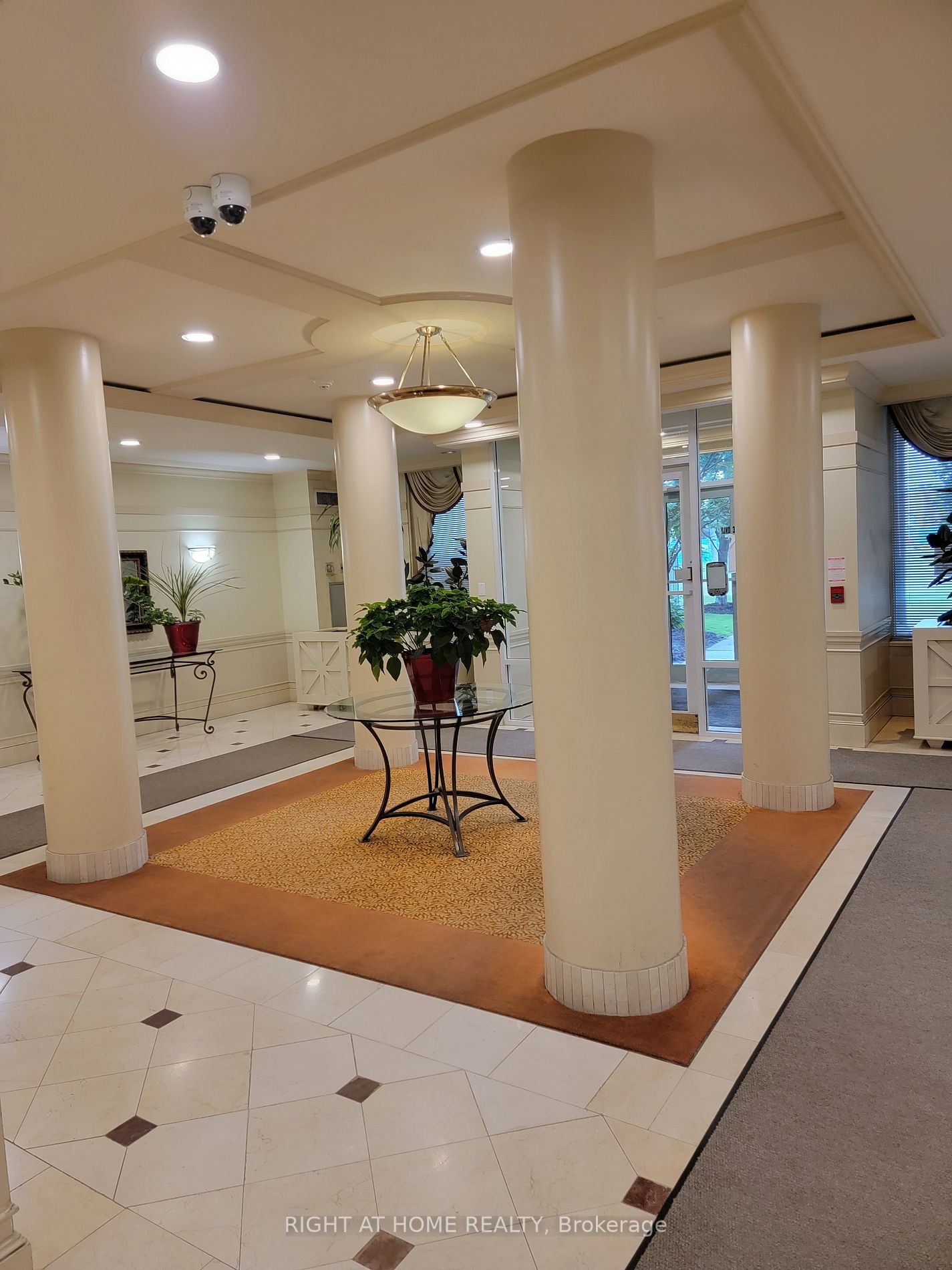 5001 Finch Ave E, #705