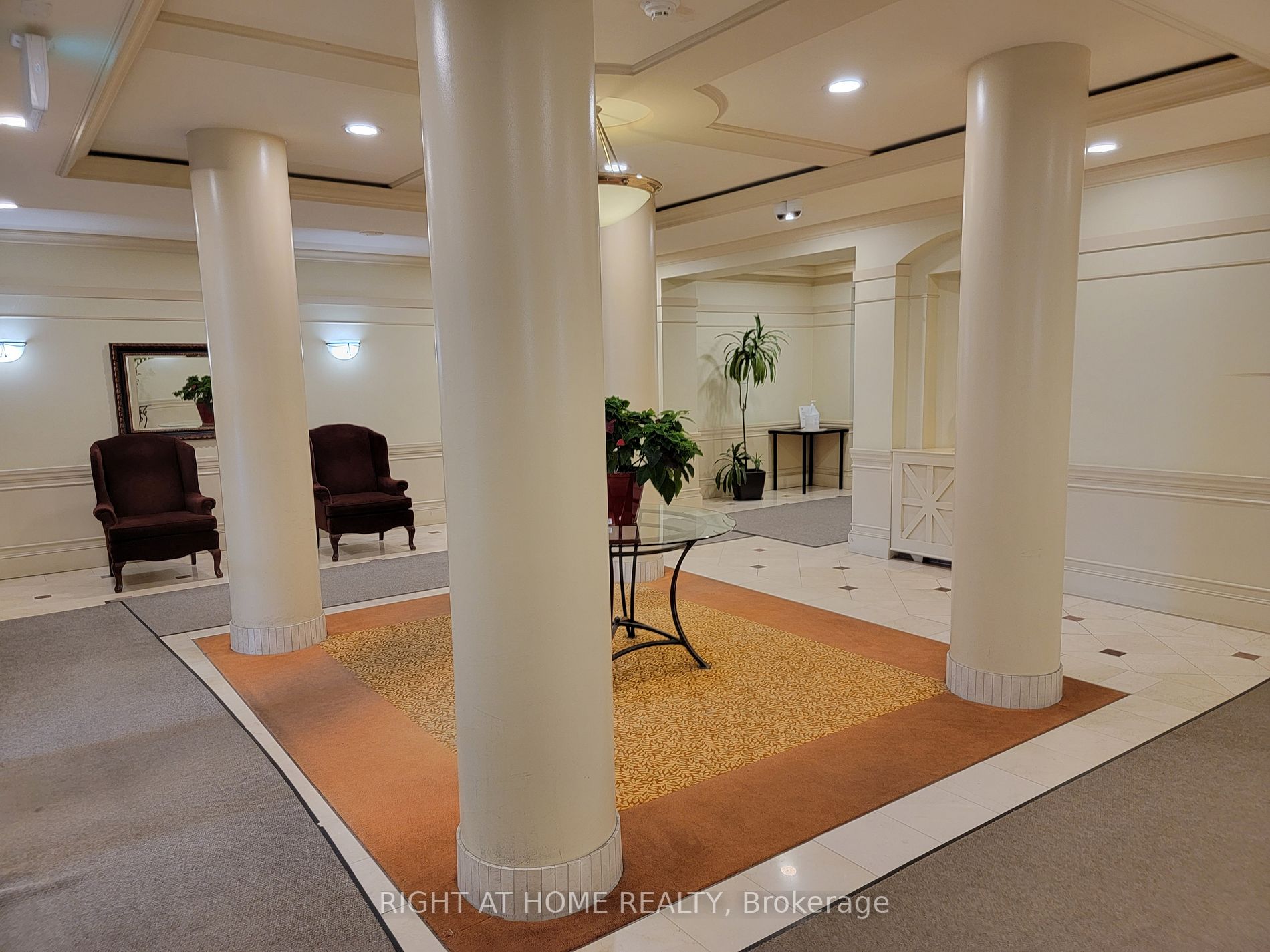5001 Finch Ave E, #705