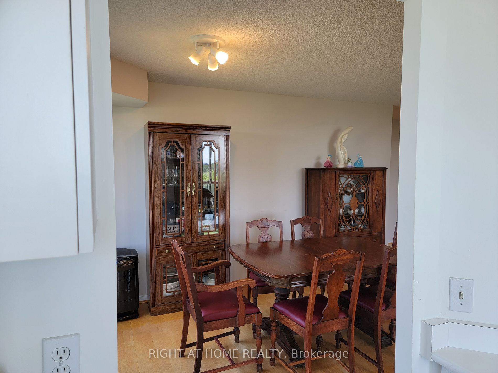 5001 Finch Ave E, #705