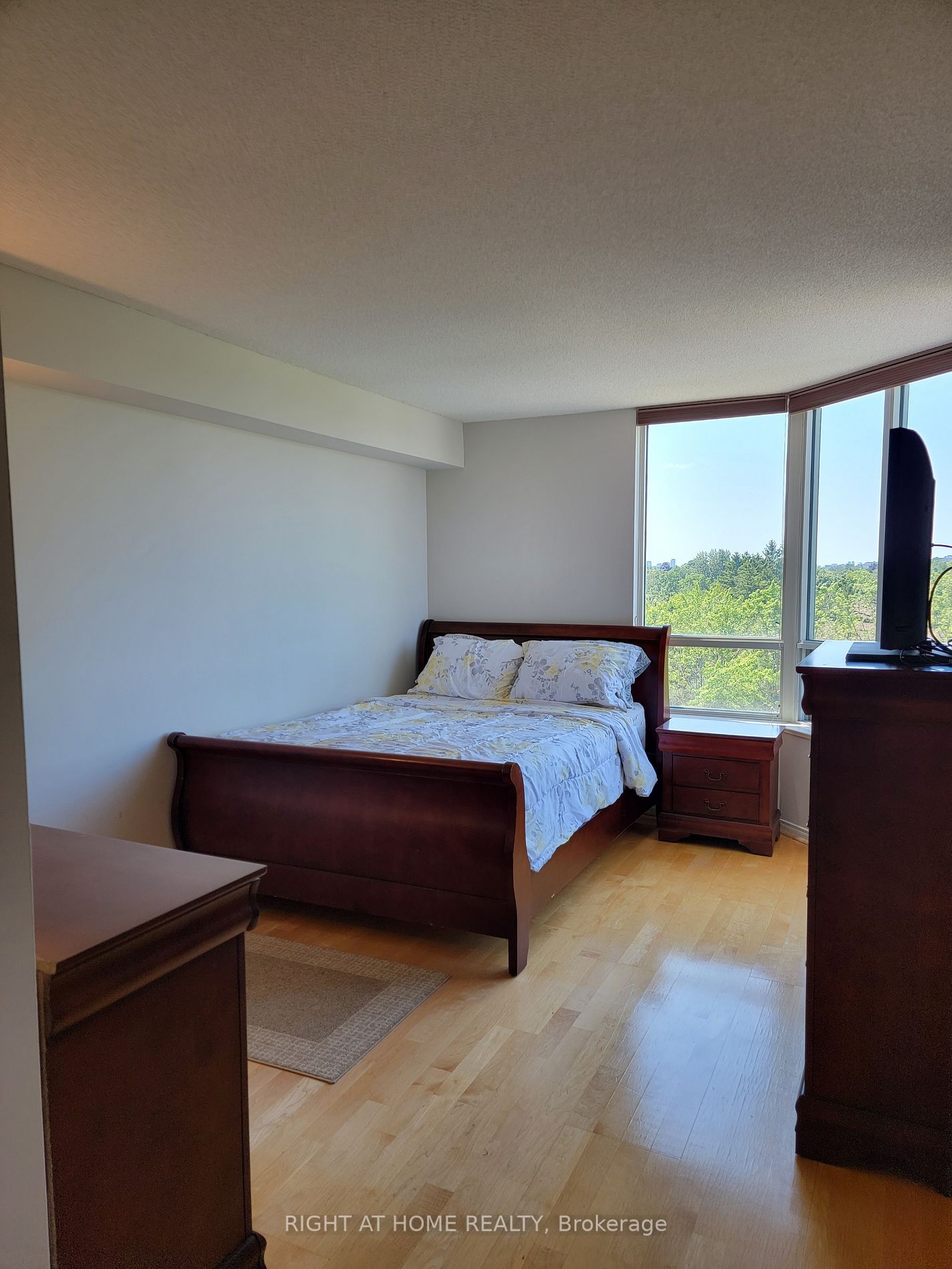 5001 Finch Ave E, #705
