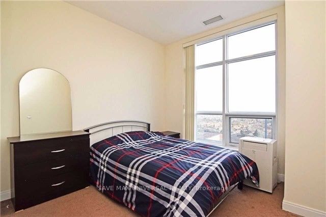151 Village Green Sq, #Ph09