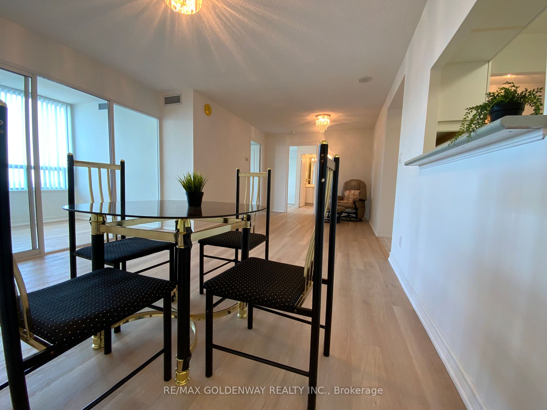 68 Corporate Dr, #3329